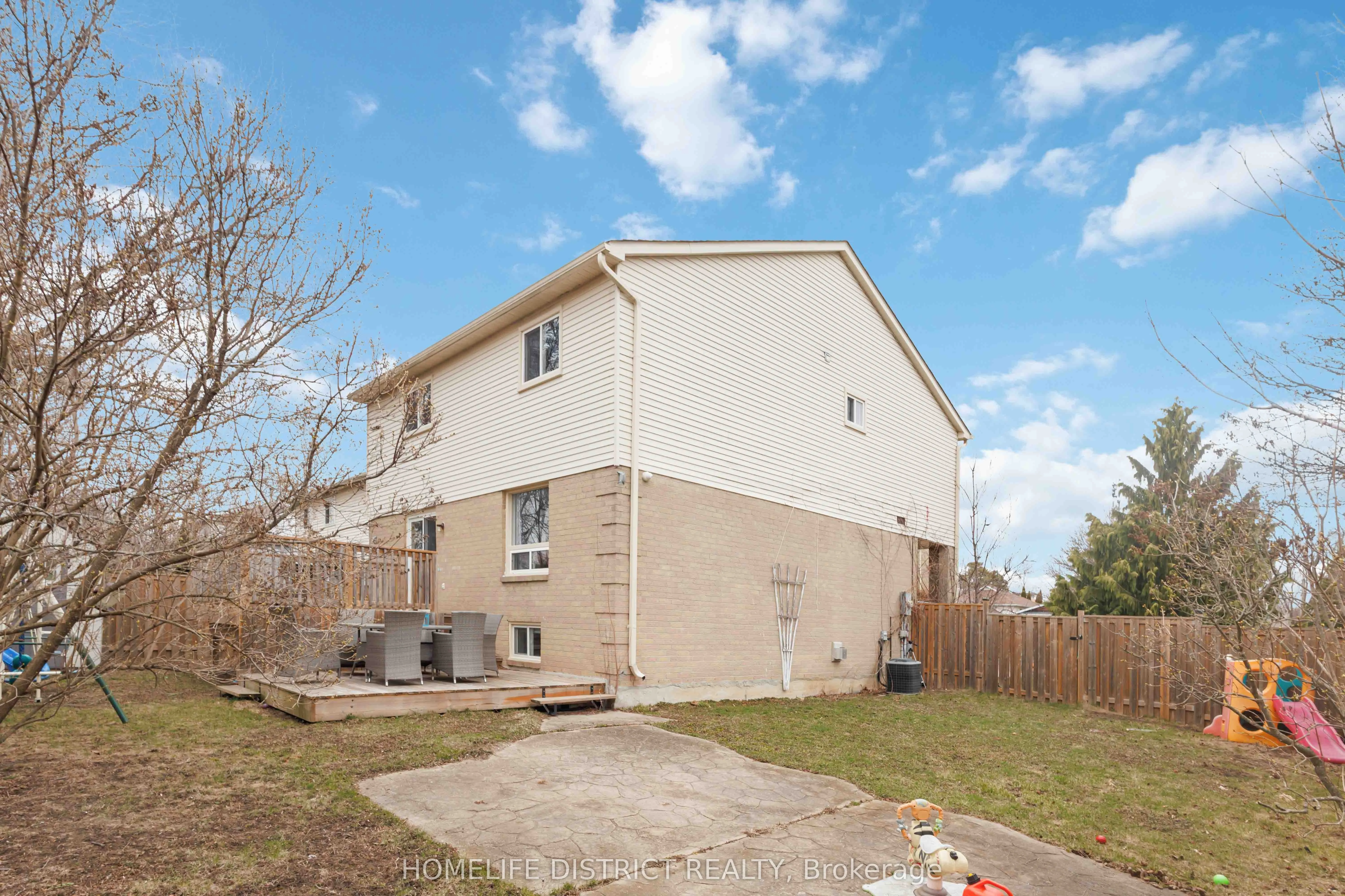 2 BUSHFORD (Lower) Street