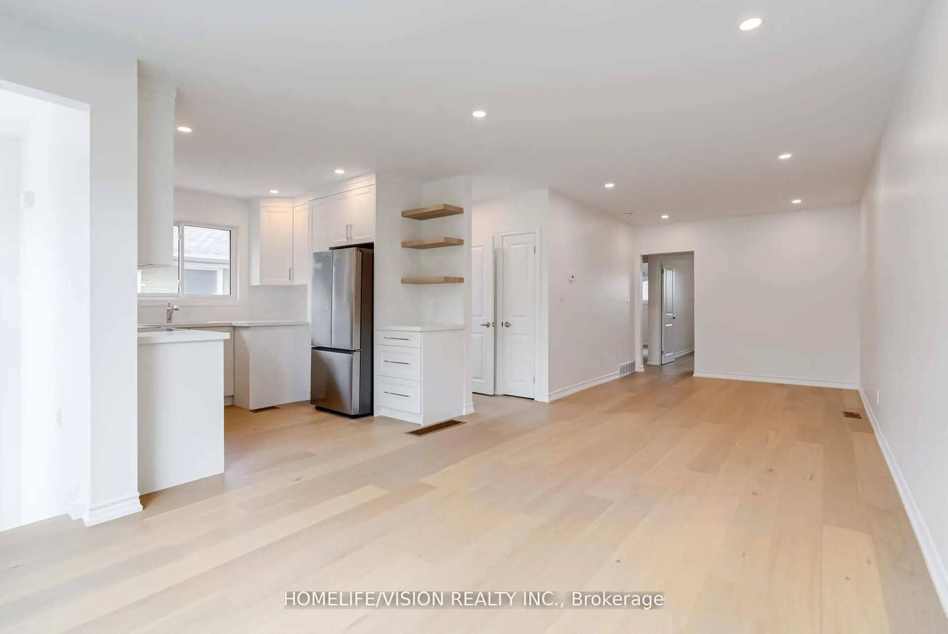 74 Cabot Street