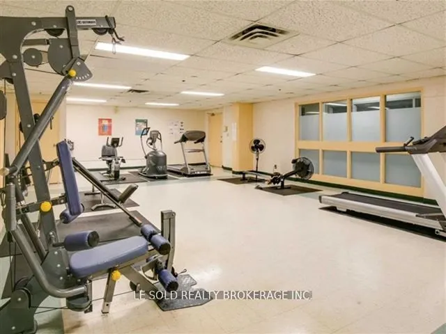 5800 Sheppard Avenue E, #218