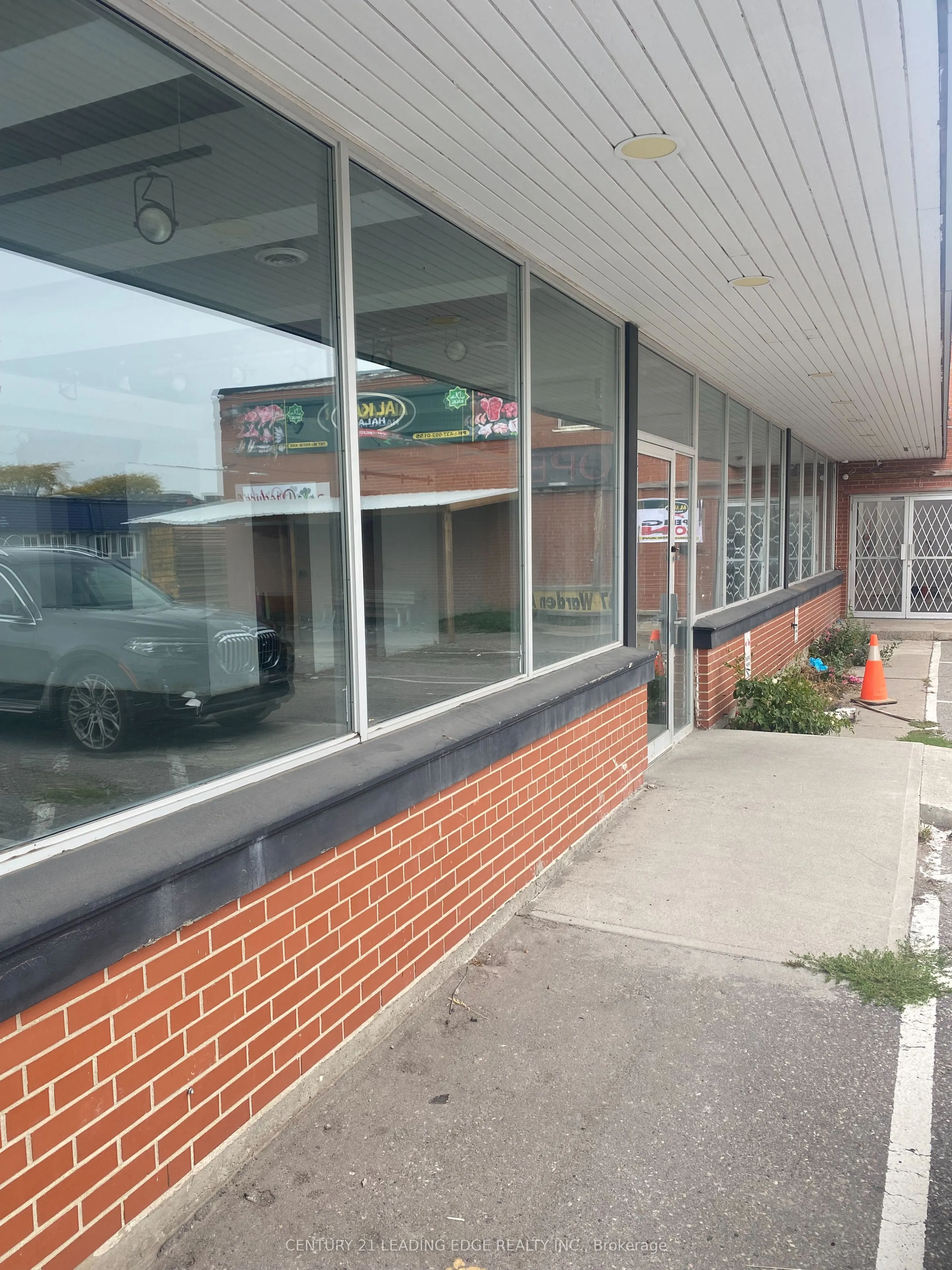 787 Warden Avenue, #1