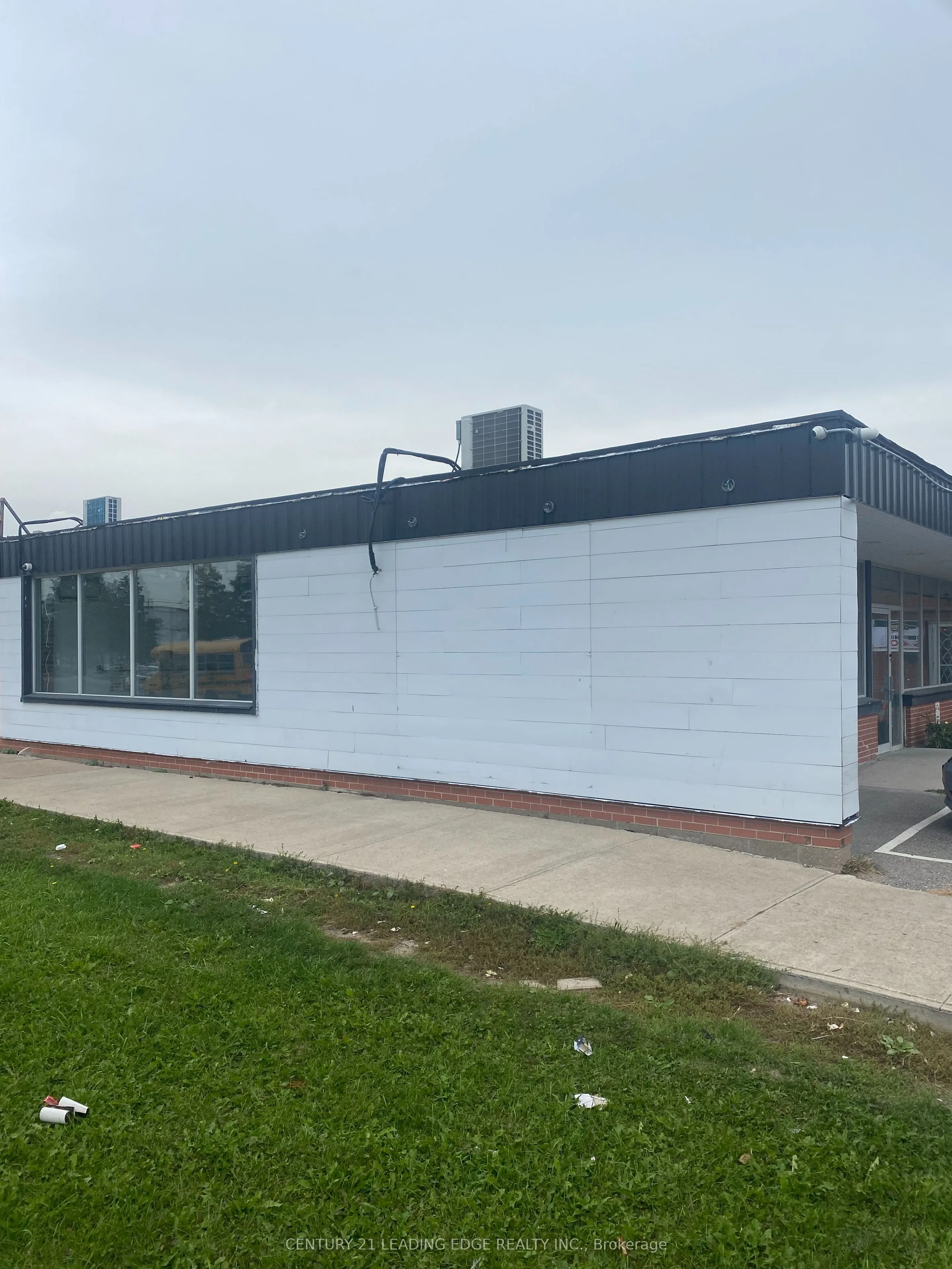 787 Warden Avenue, #1