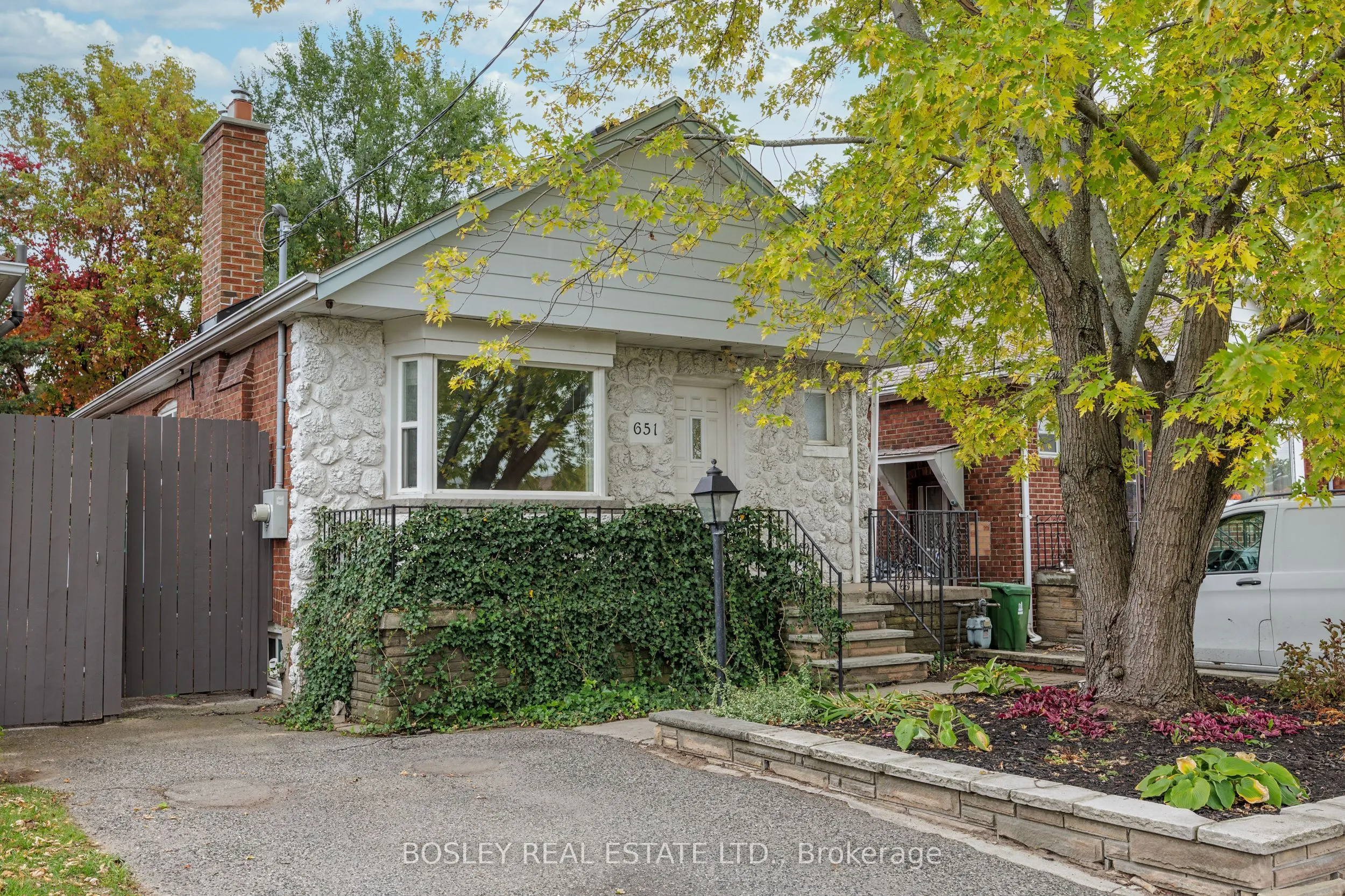 651 Cosburn Avenue