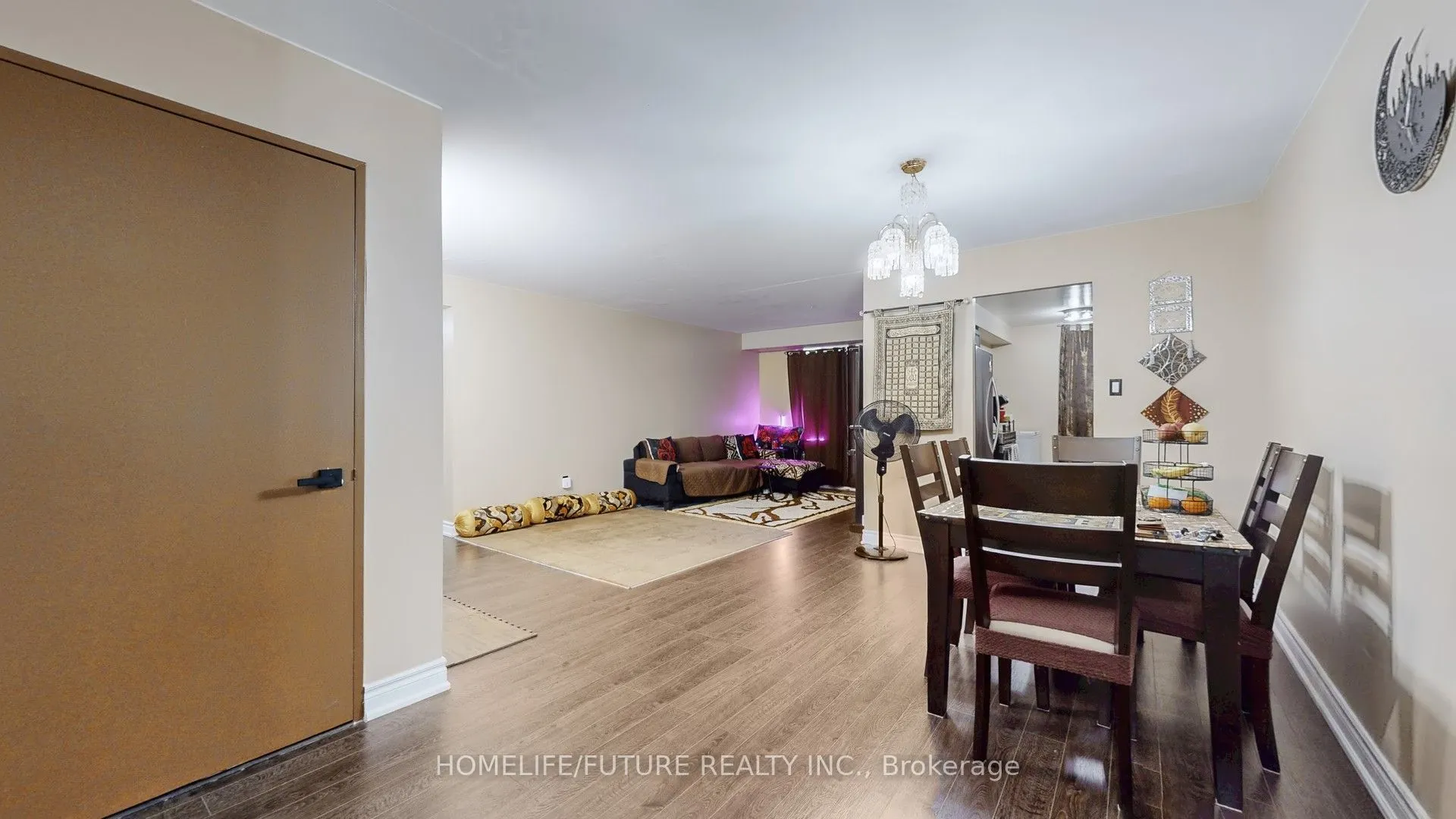 15 Sewells Road, #204