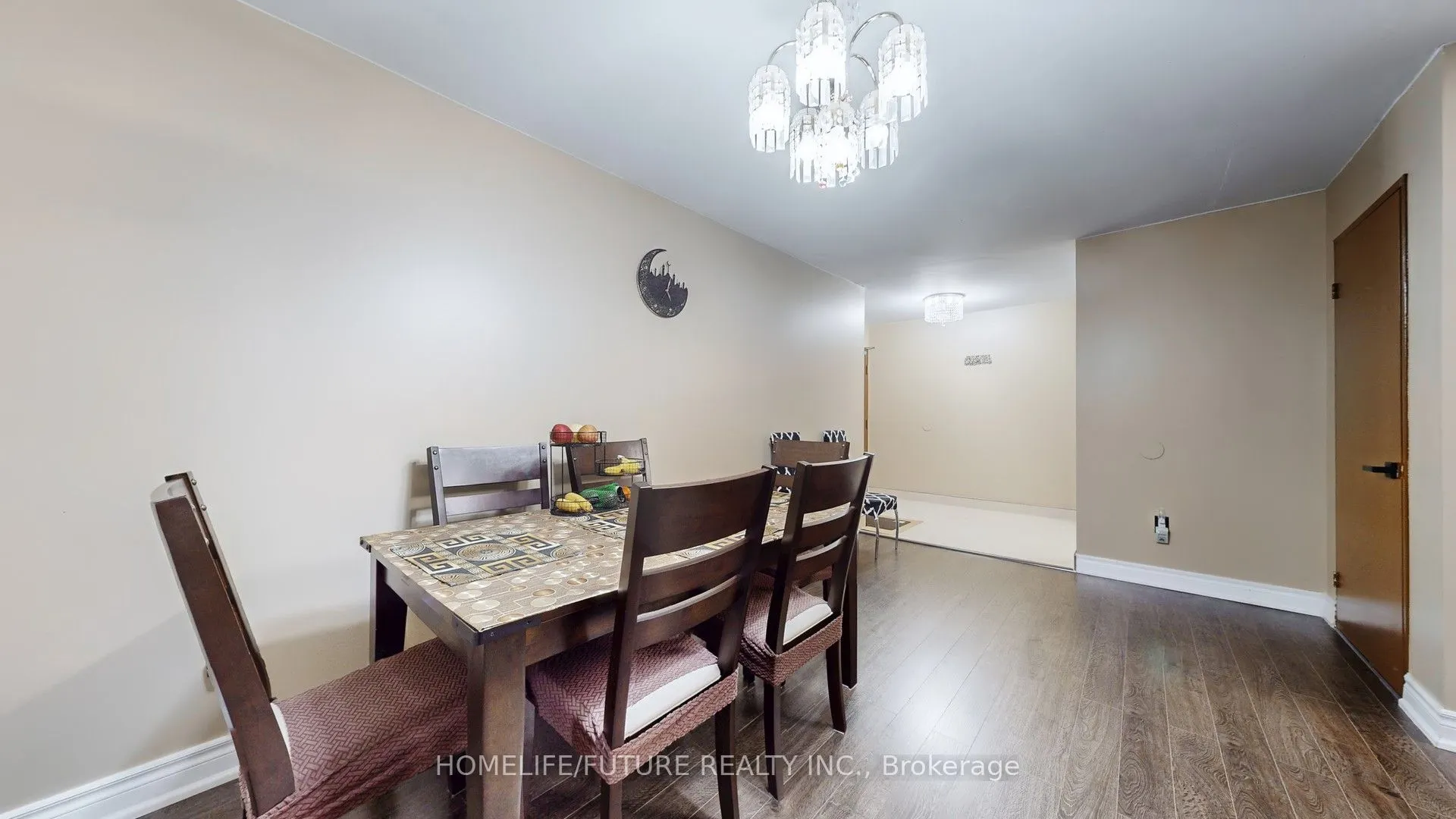 15 Sewells Road, #204