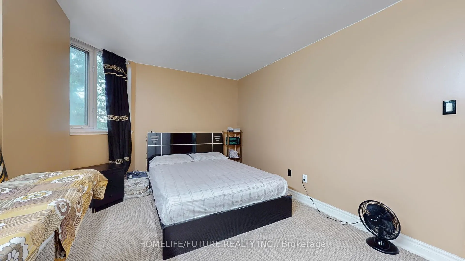 15 Sewells Road, #204