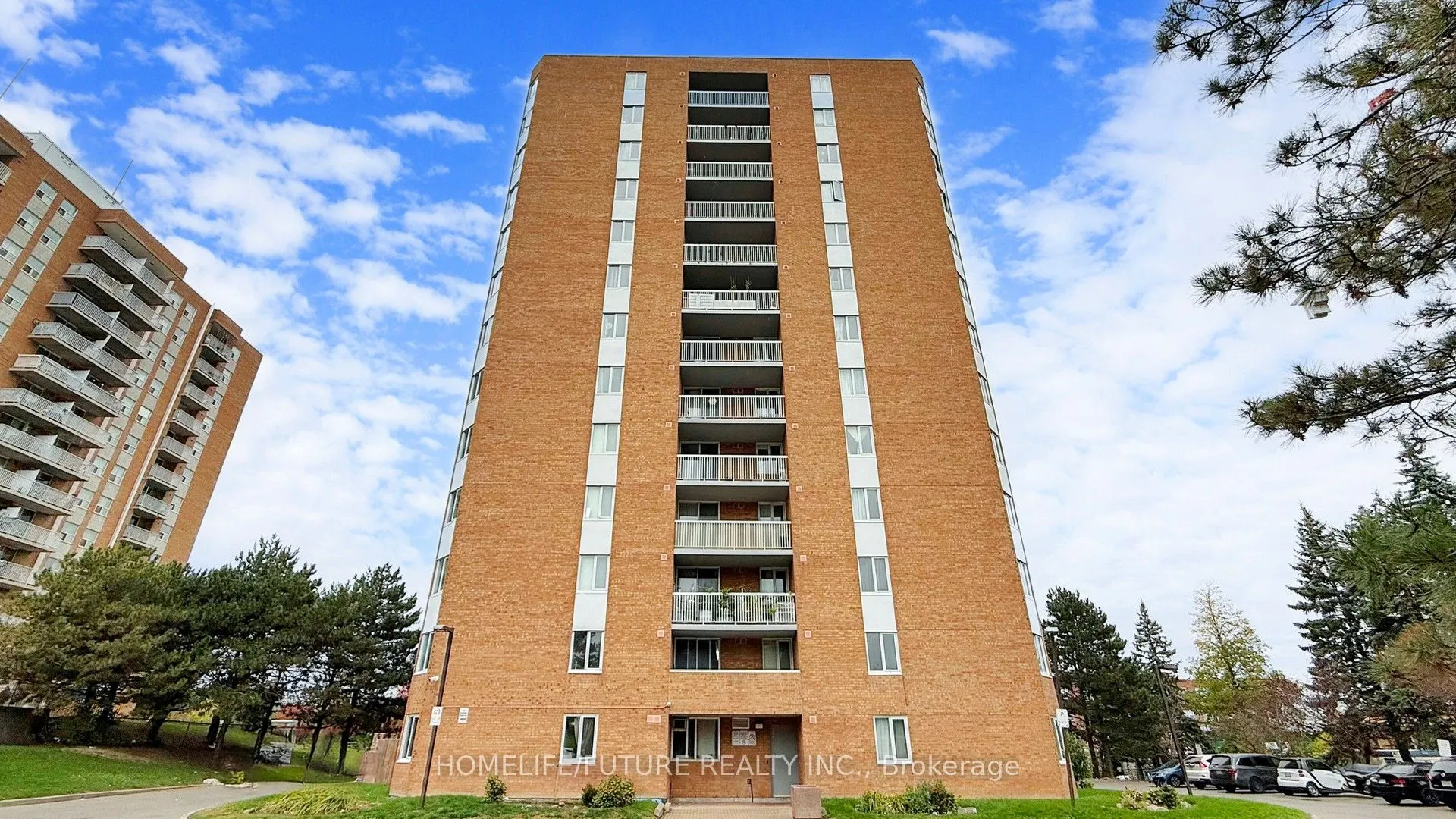 15 Sewells Road, #204