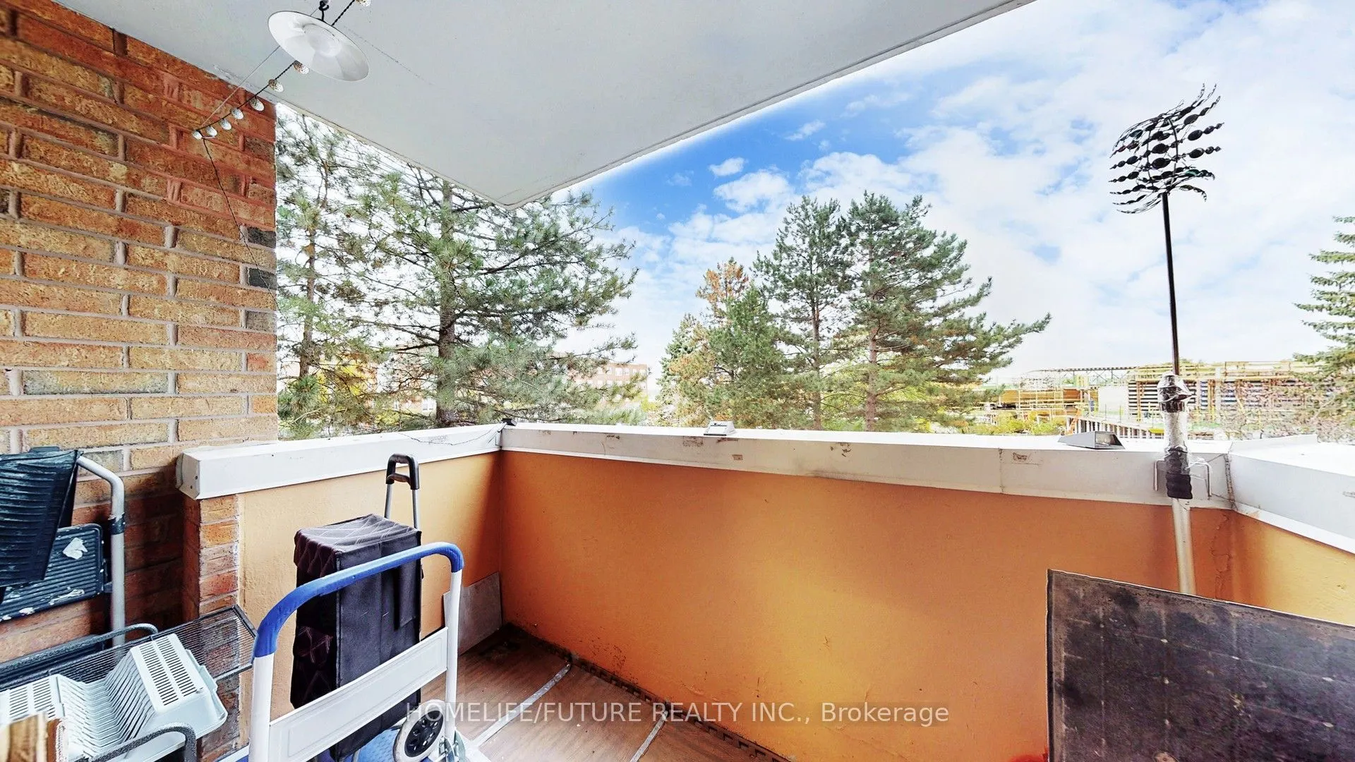 15 Sewells Road, #204