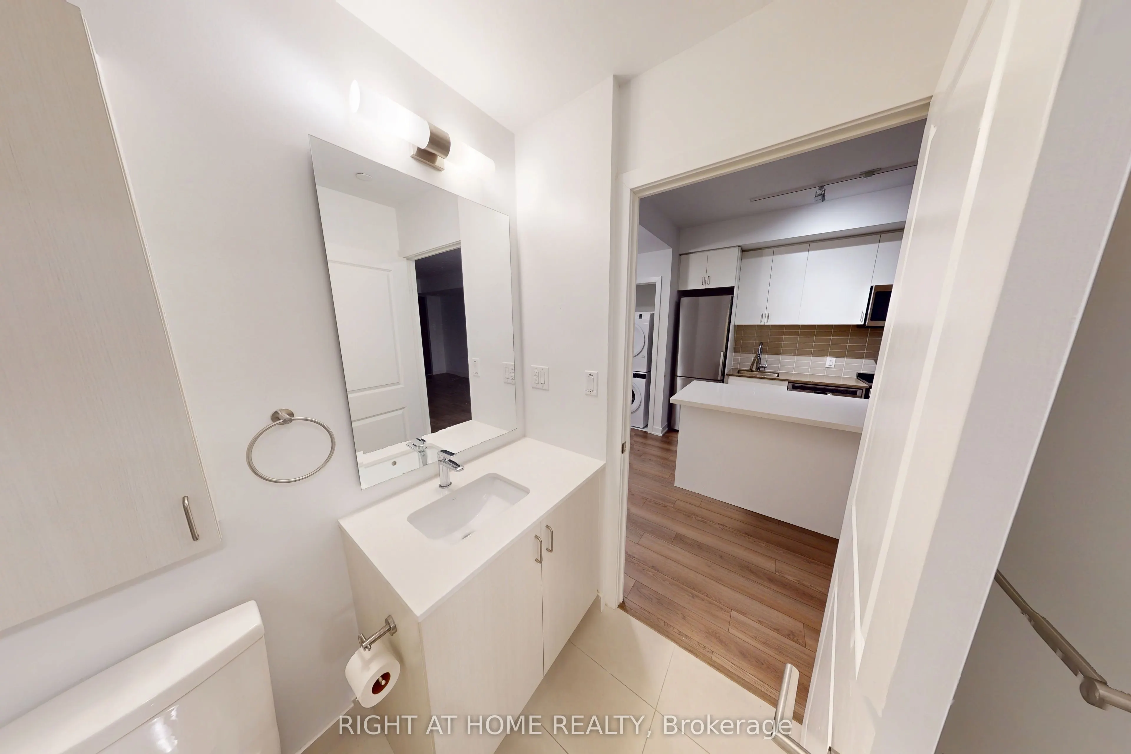 2799 Kingston Road, #501