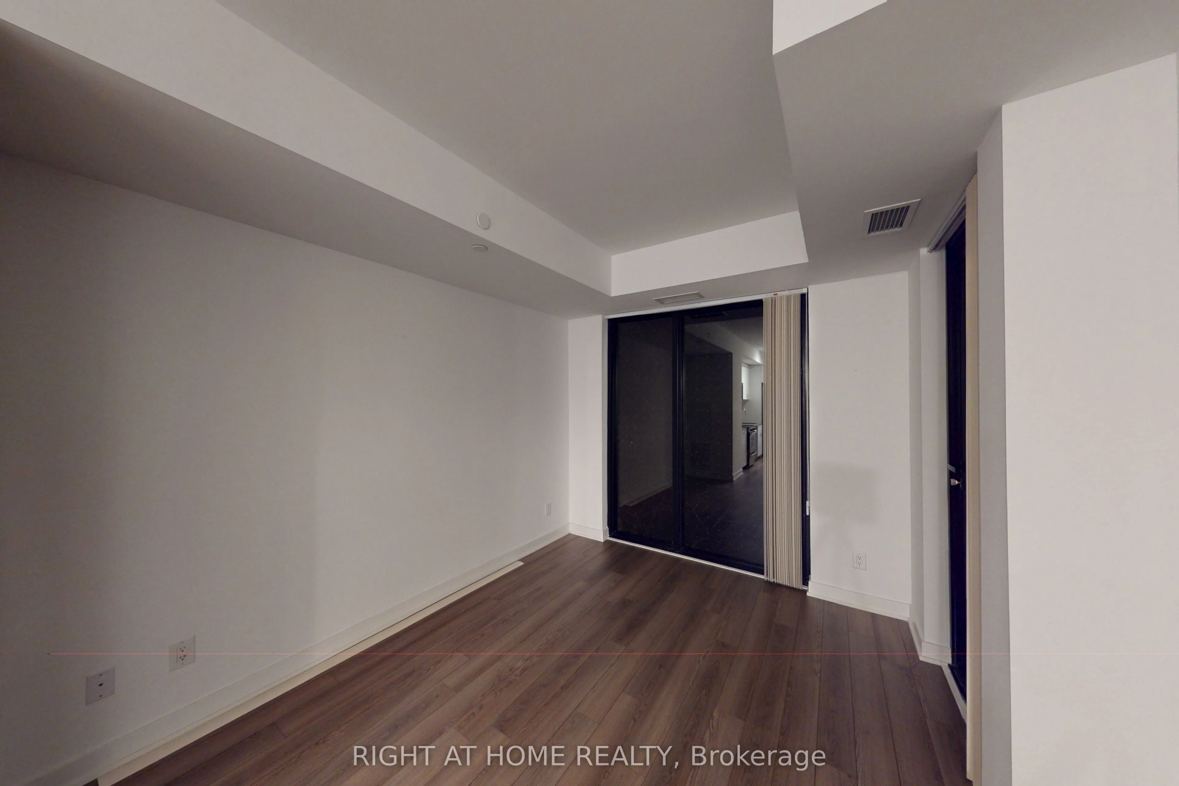 2799 Kingston Road, #501