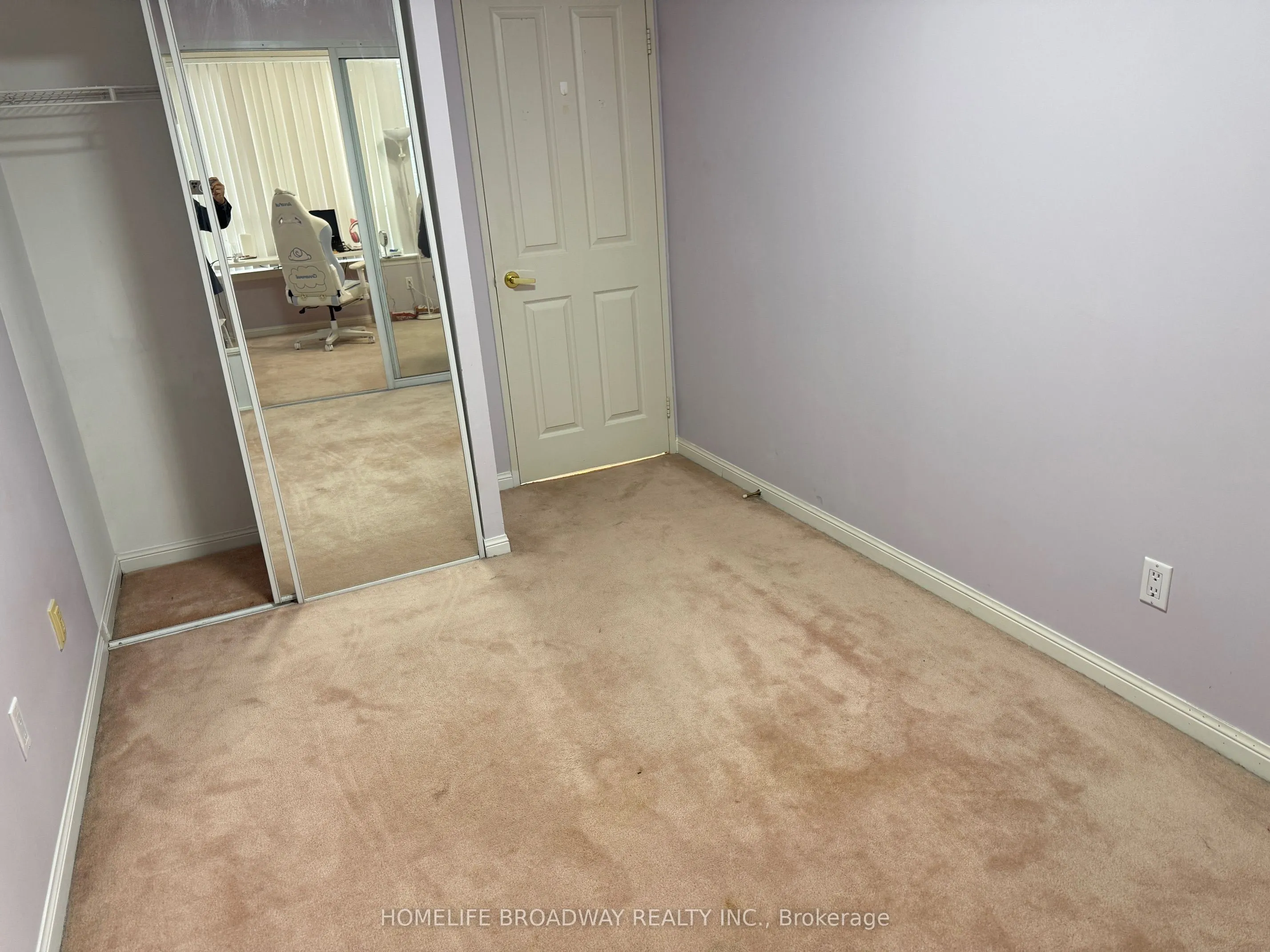 88 Corporate Drive, #1803