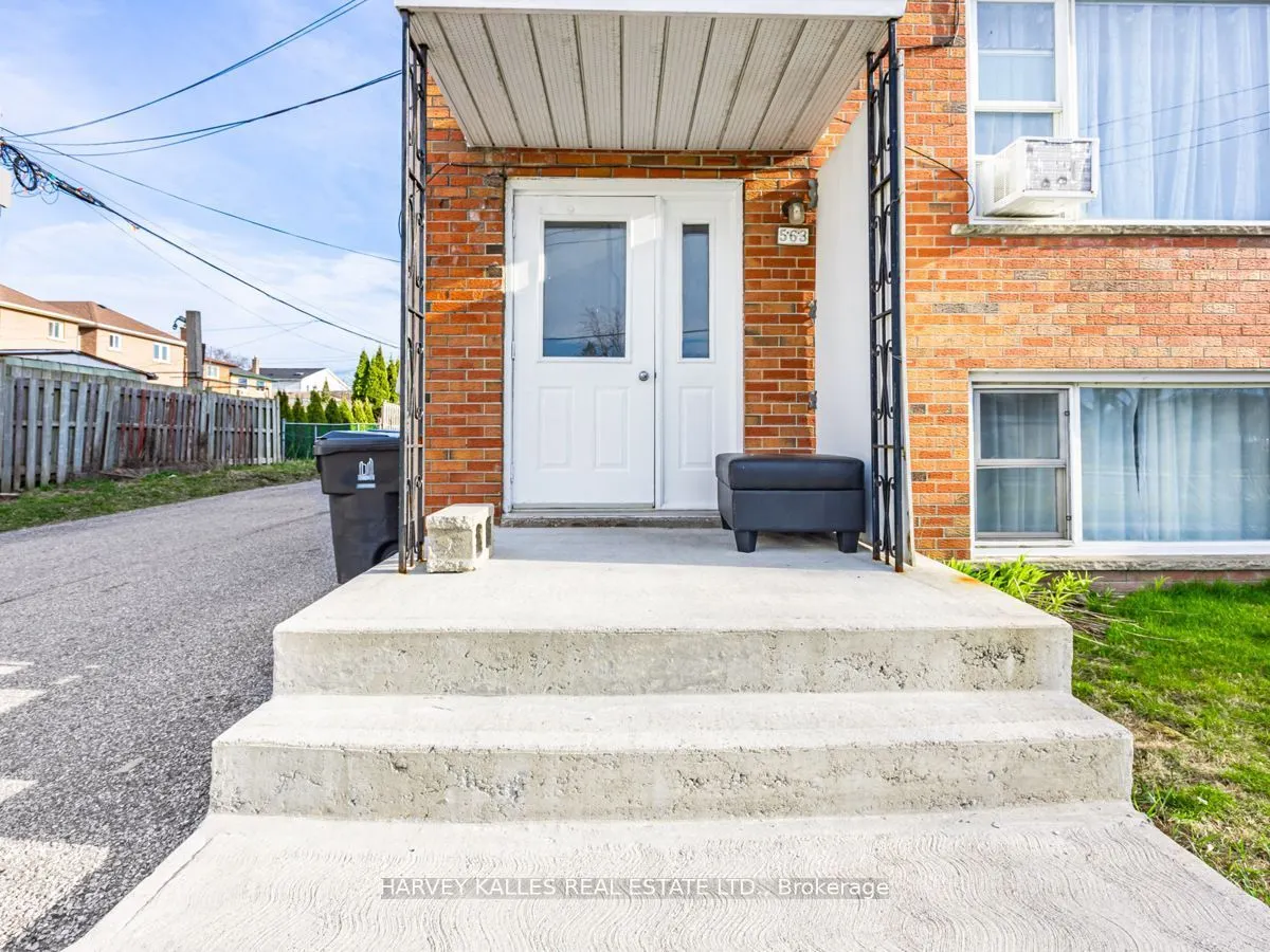 561-563 Danforth Road