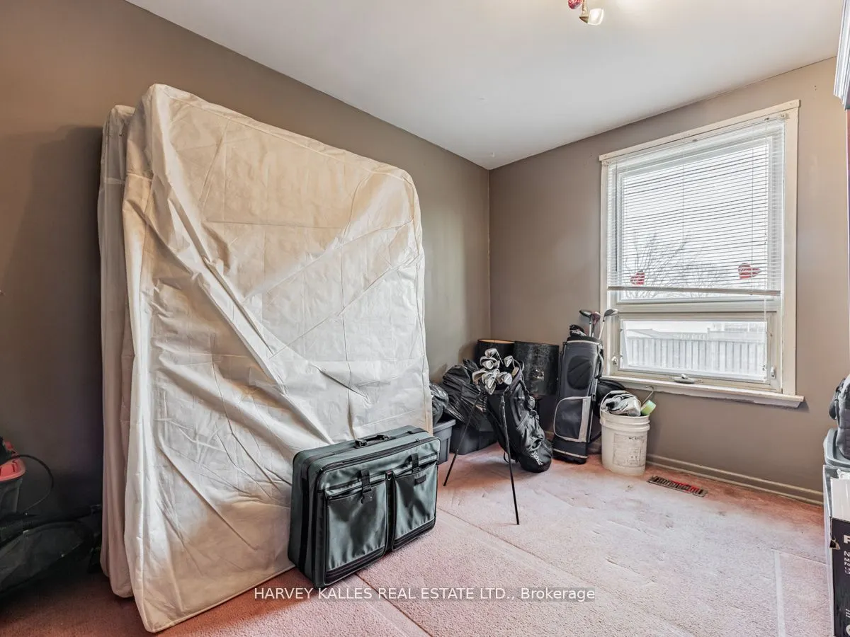 561-563 Danforth Road