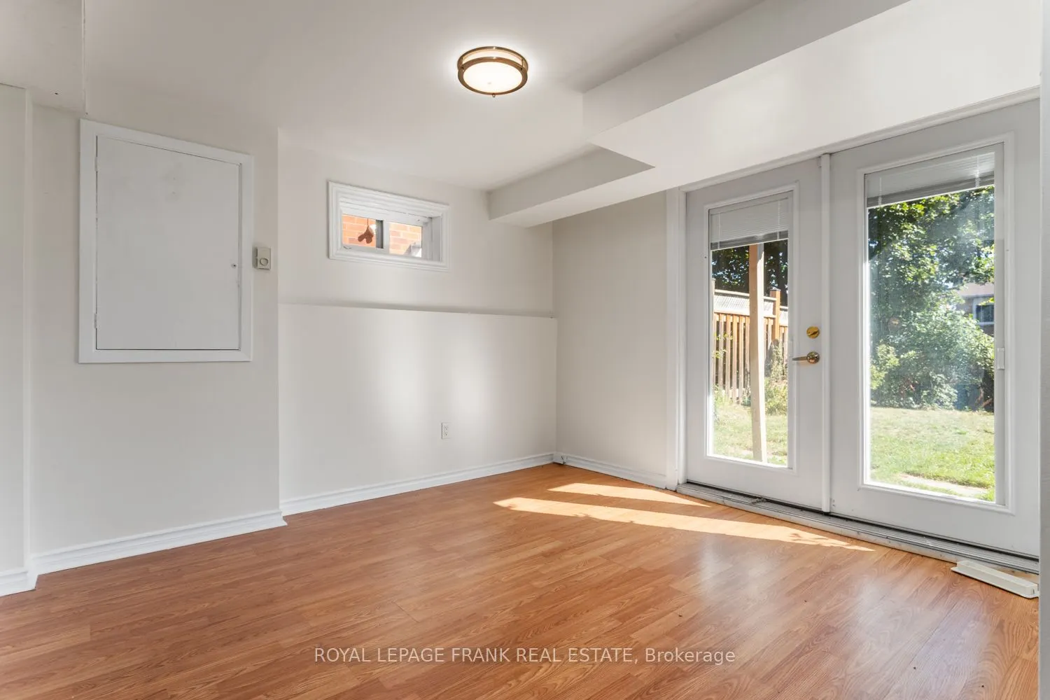 35 Fernbank Place