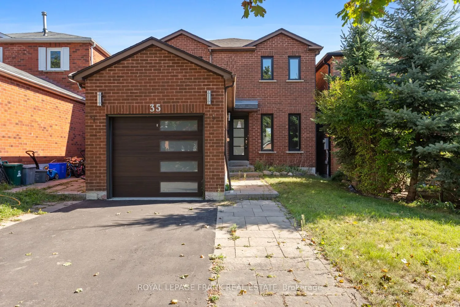 35 Fernbank Place