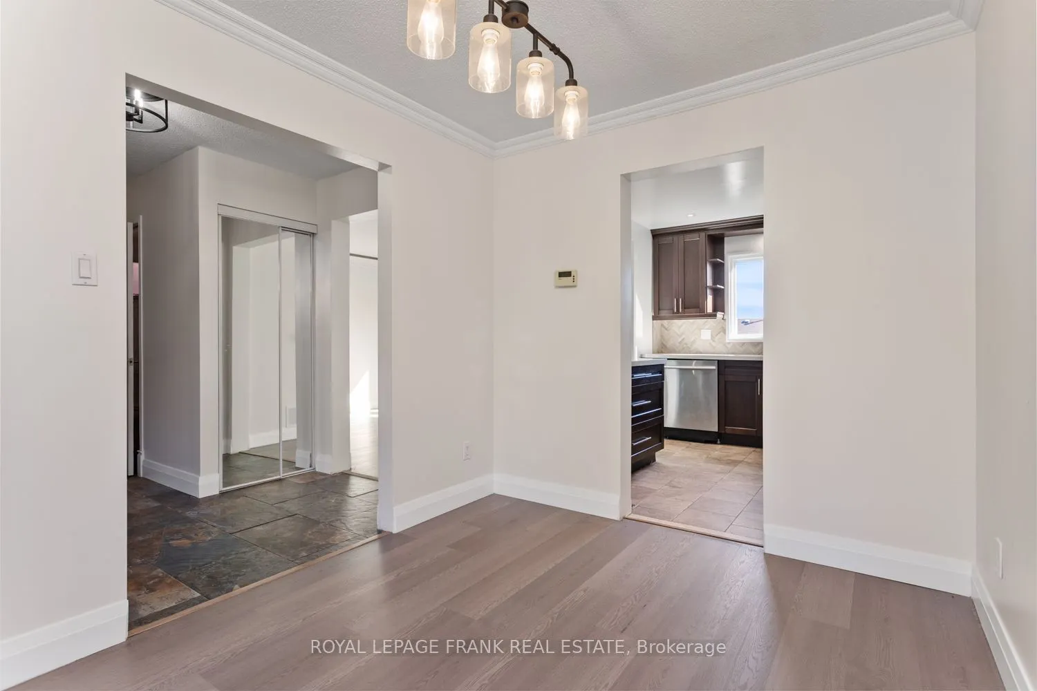 35 Fernbank Place