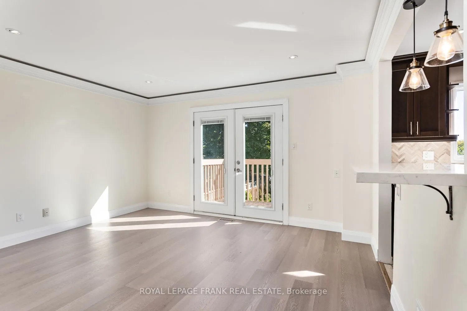 35 Fernbank Place