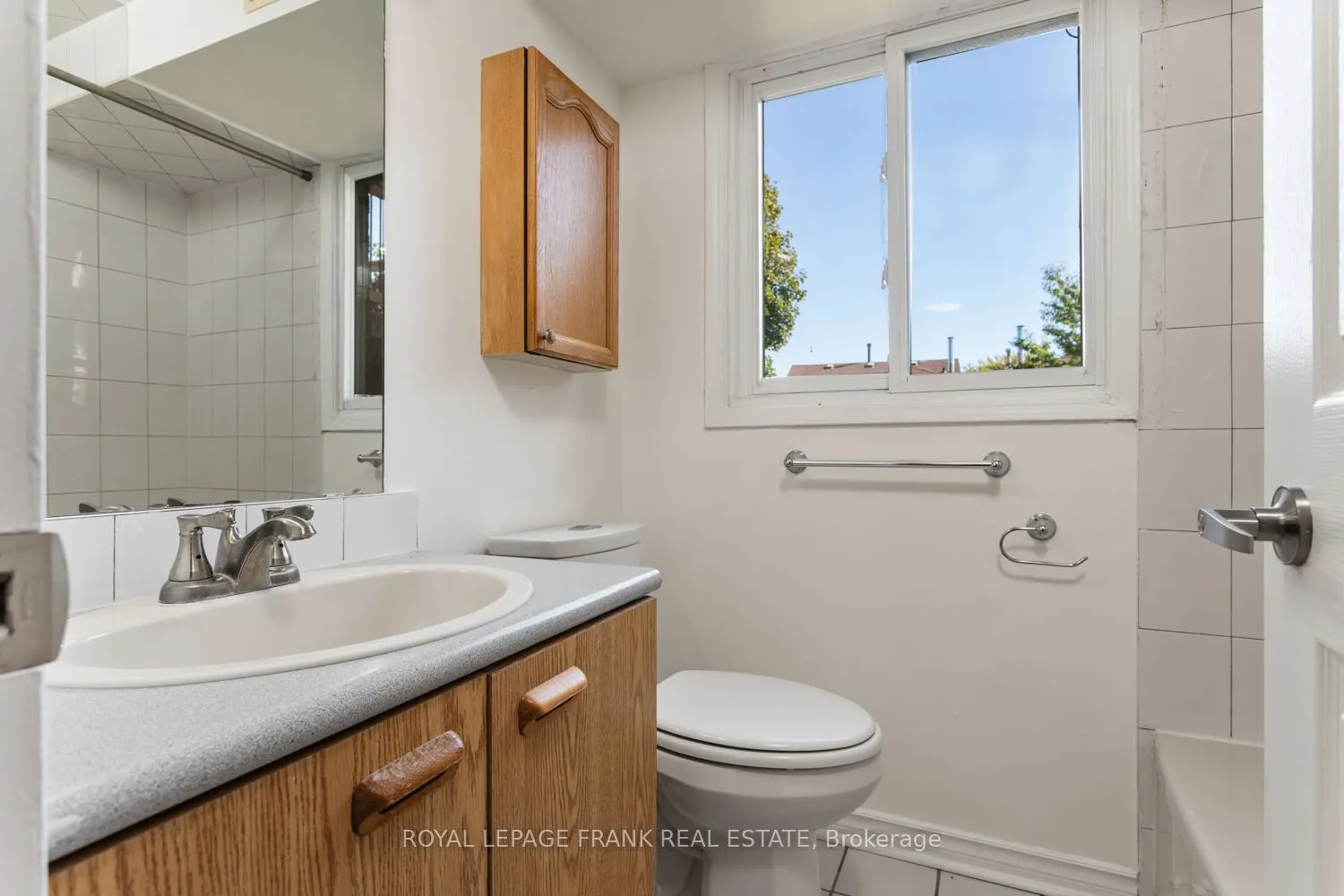 35 Fernbank Place