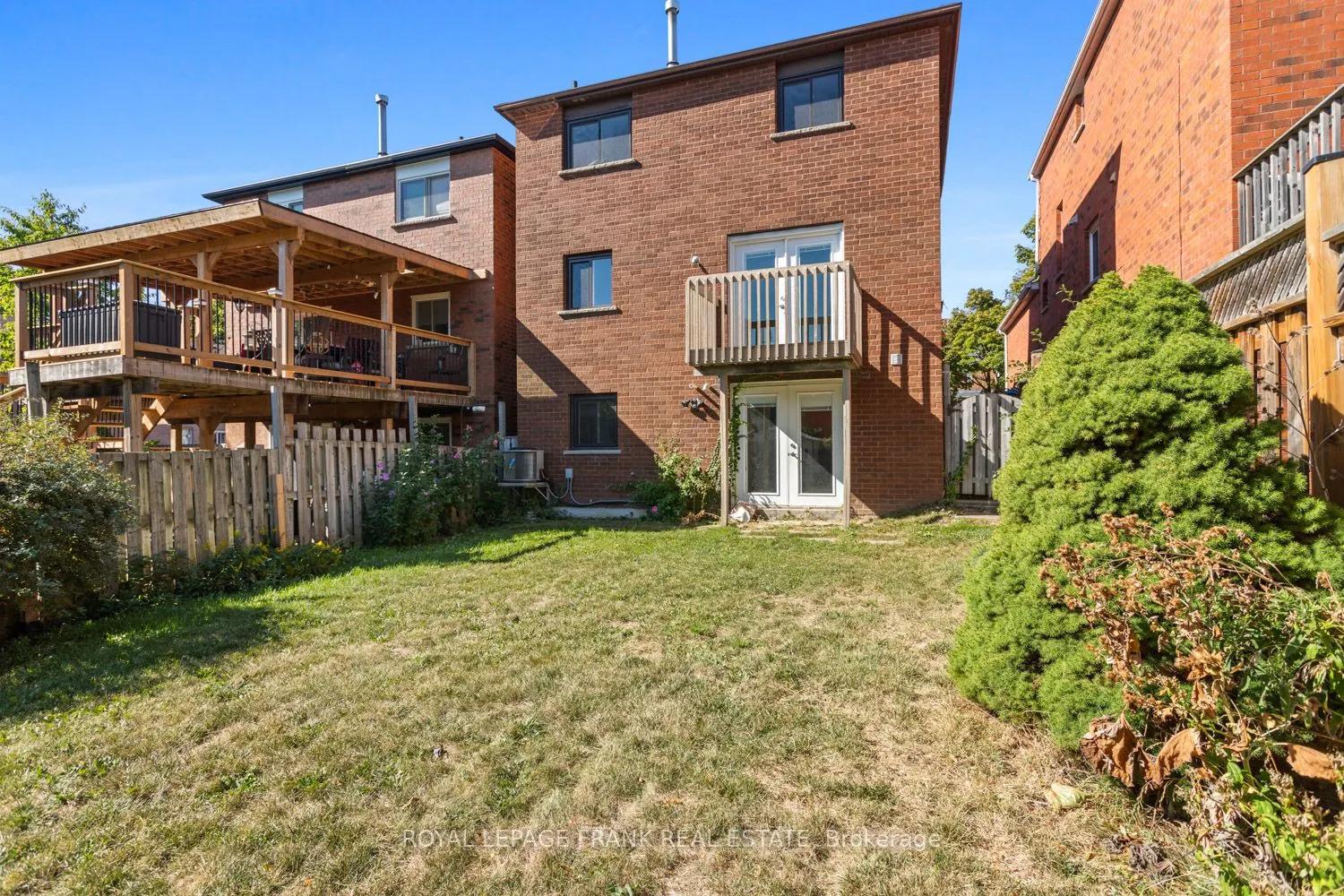 35 Fernbank Place