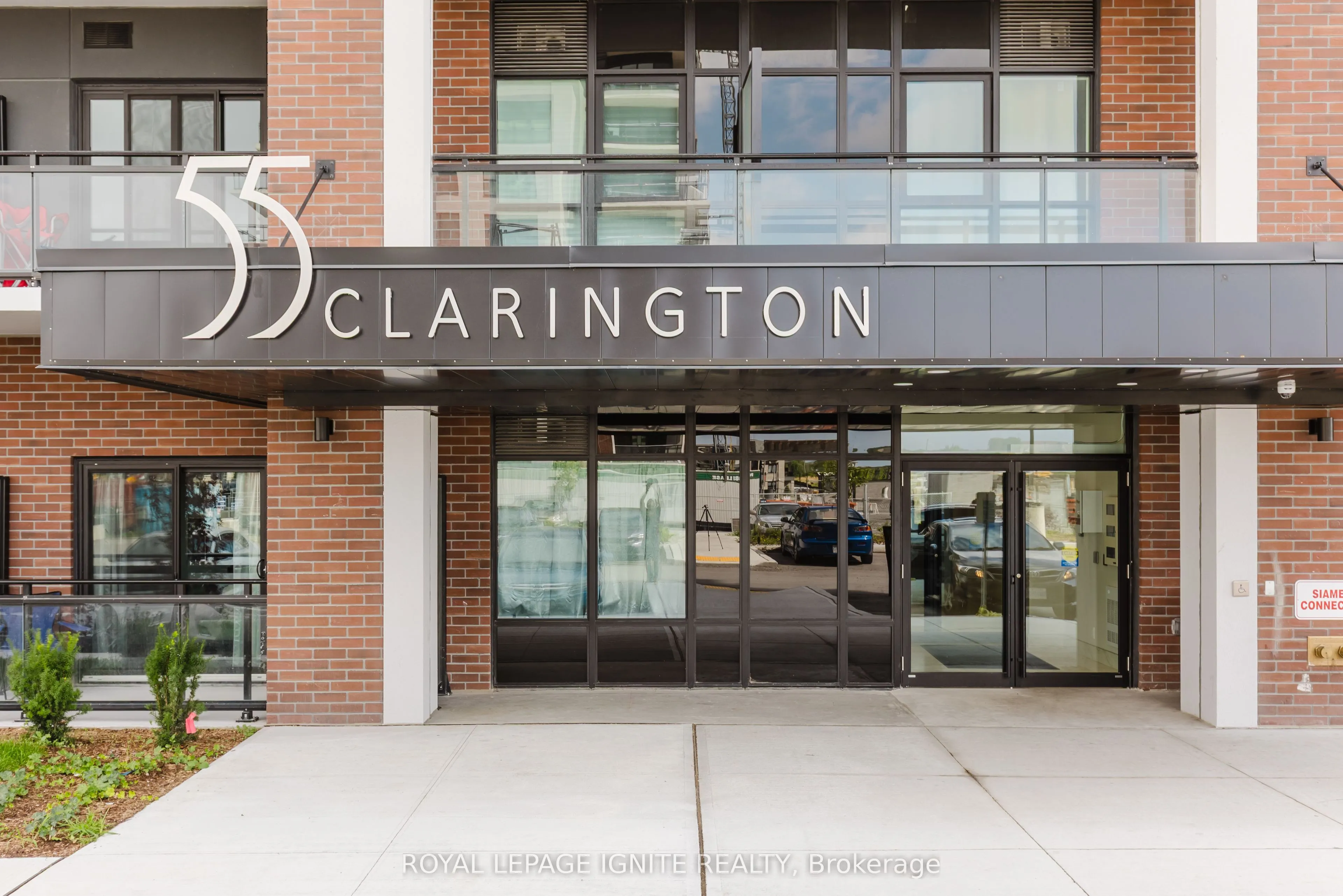 55 Clarington Boulevard, #907