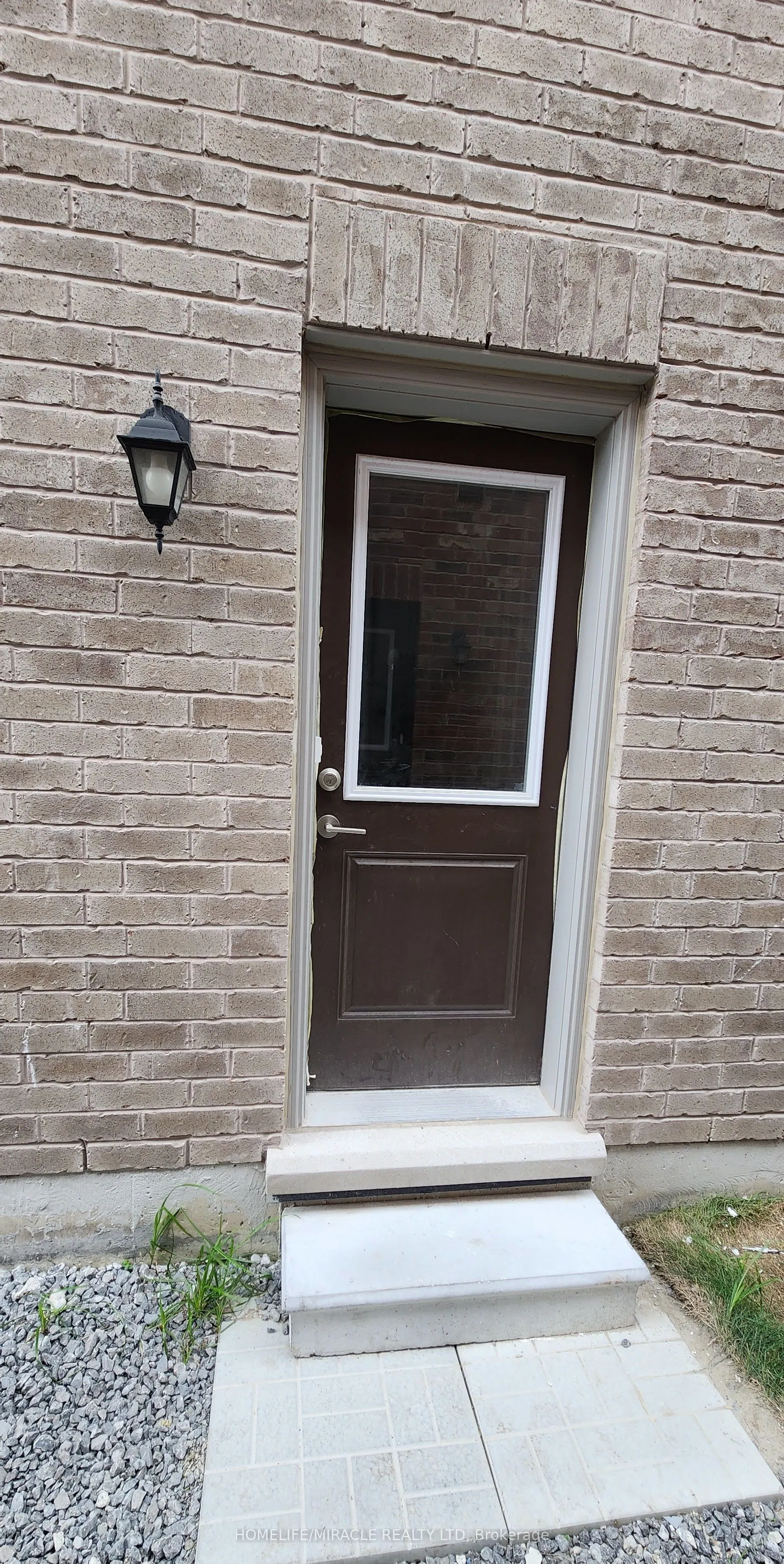 52 Huggins Drive