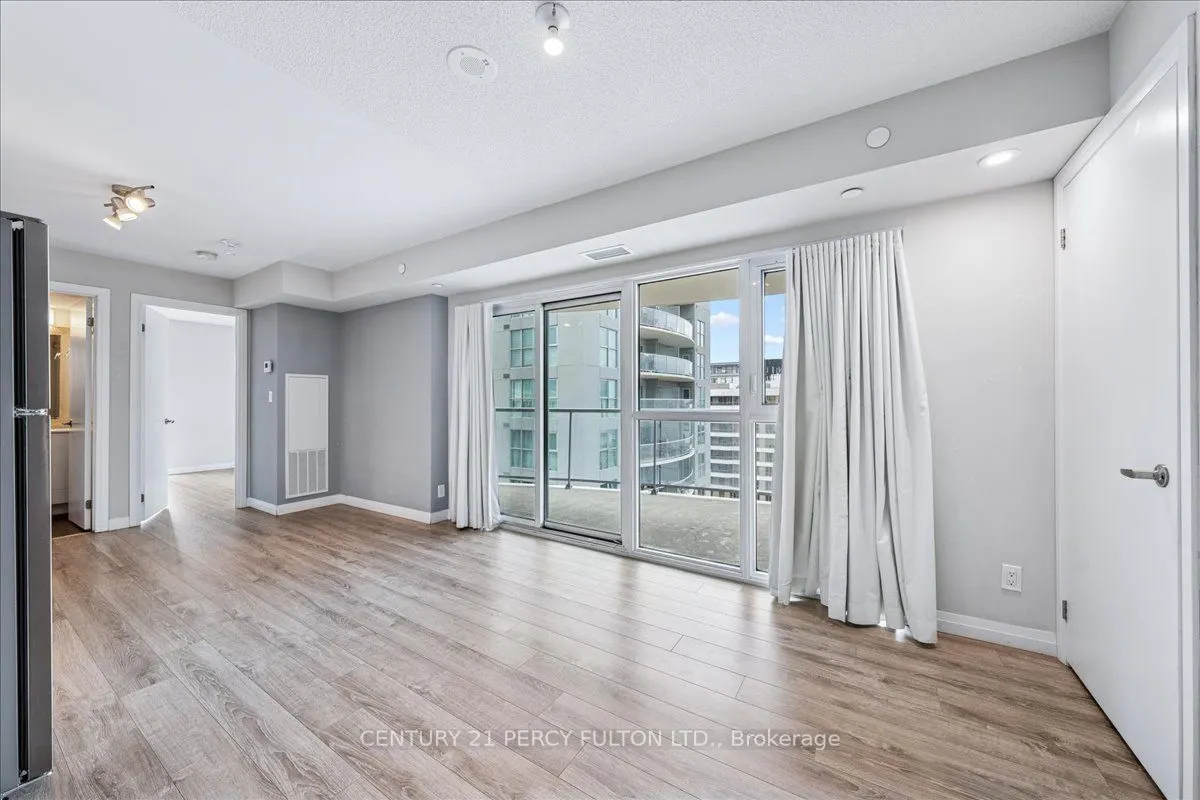 2150 Lawrence Avenue E, #1503