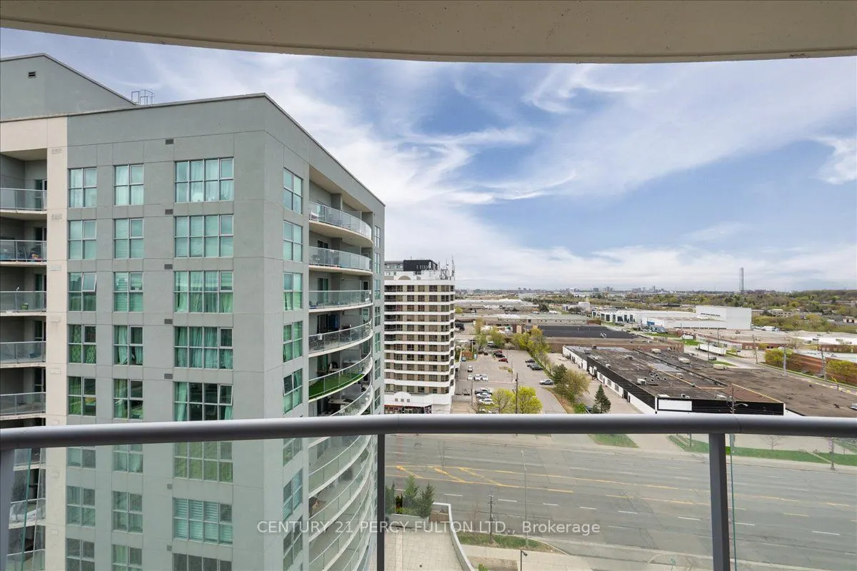 2150 Lawrence Avenue E, #1503