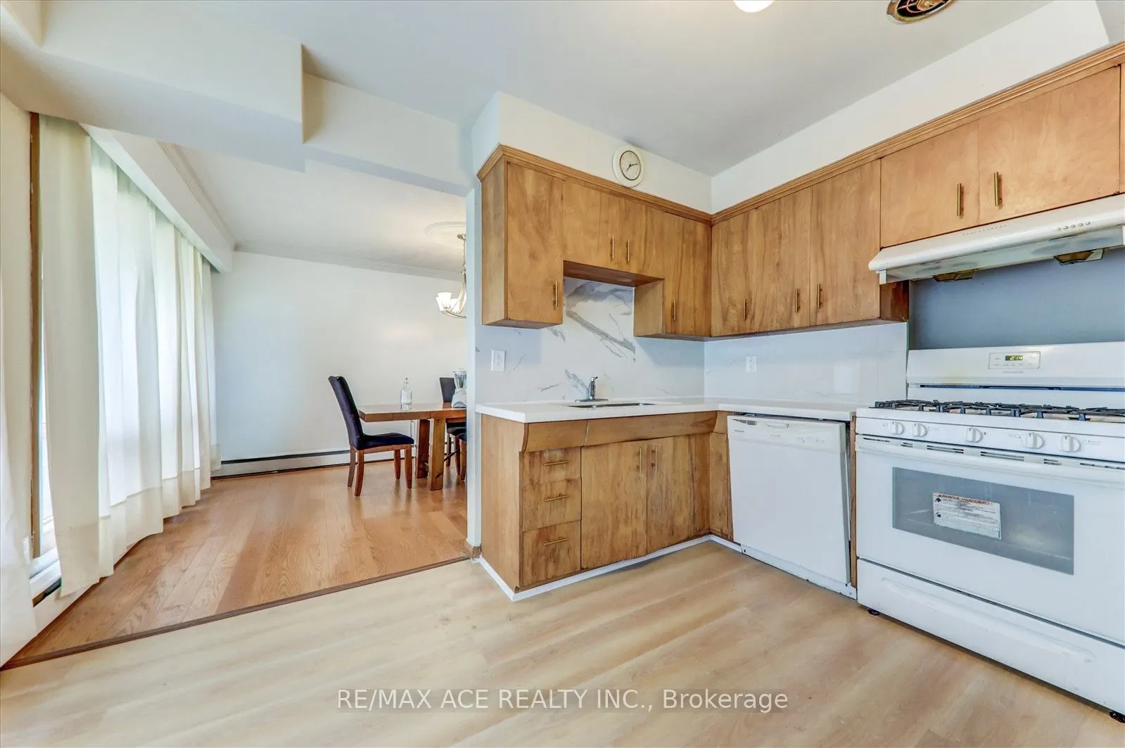 77 Perivale Crescent