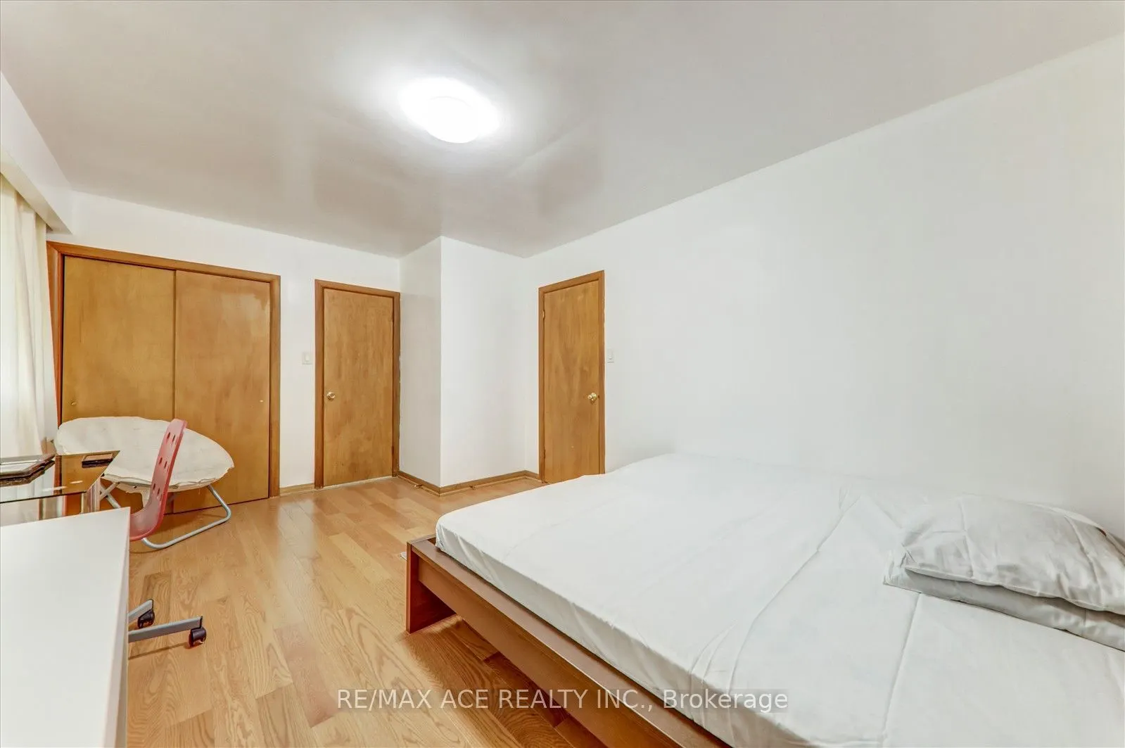77 Perivale Crescent