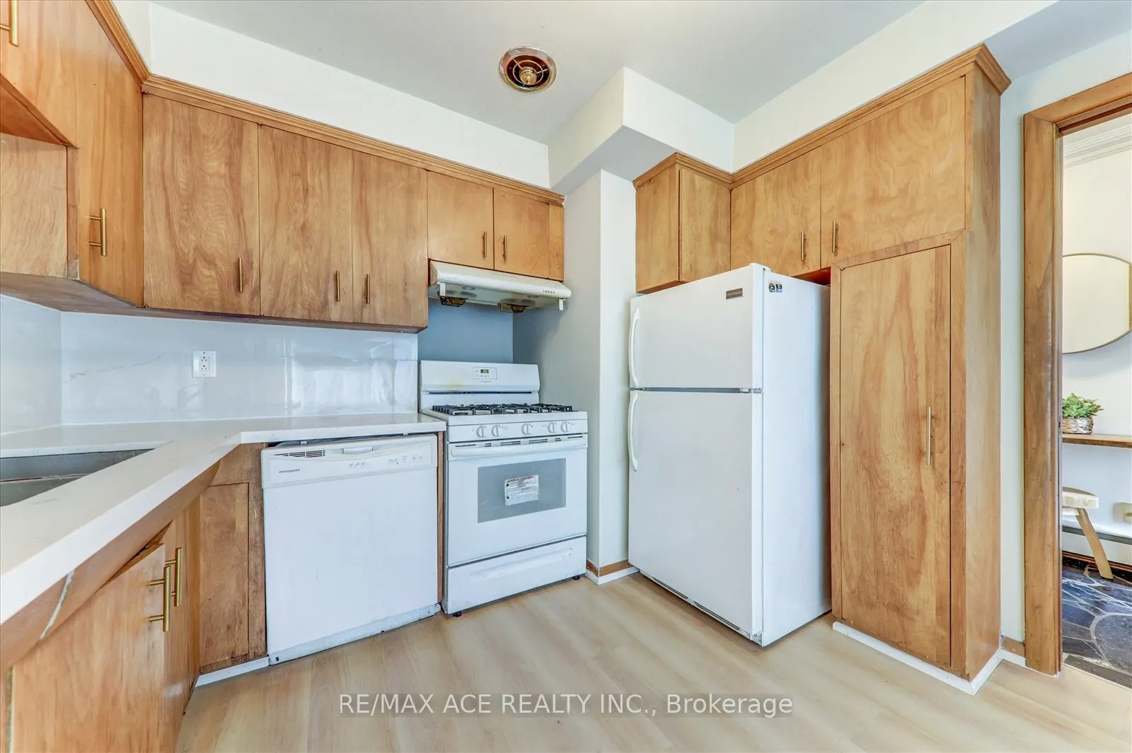77 Perivale Crescent