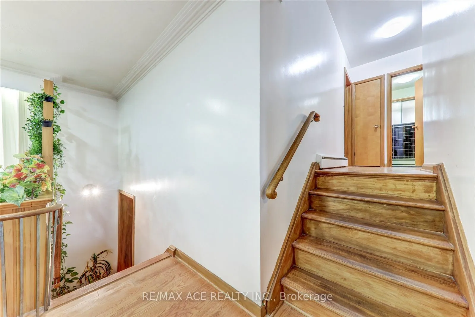 77 Perivale Crescent