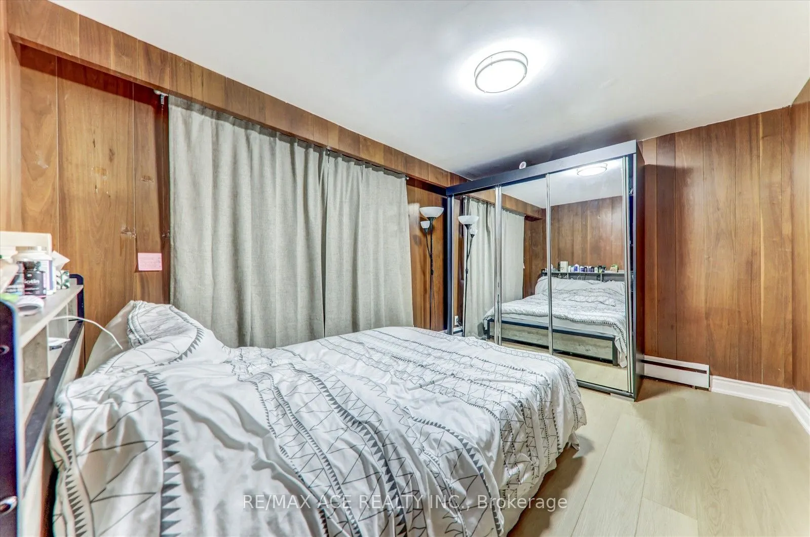 77 Perivale Crescent