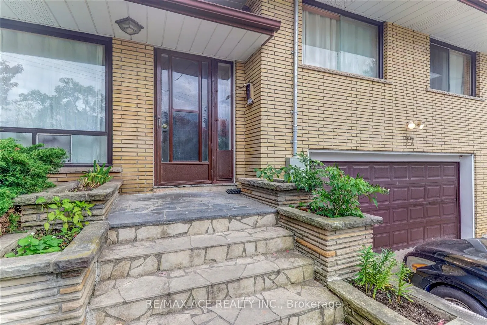 77 Perivale Crescent