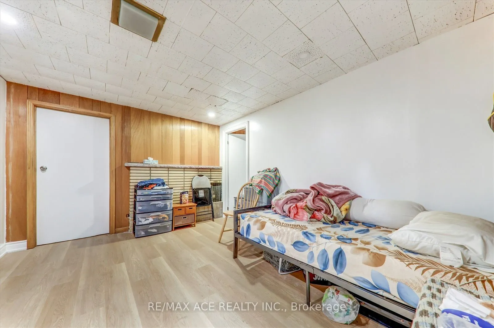 77 Perivale Crescent