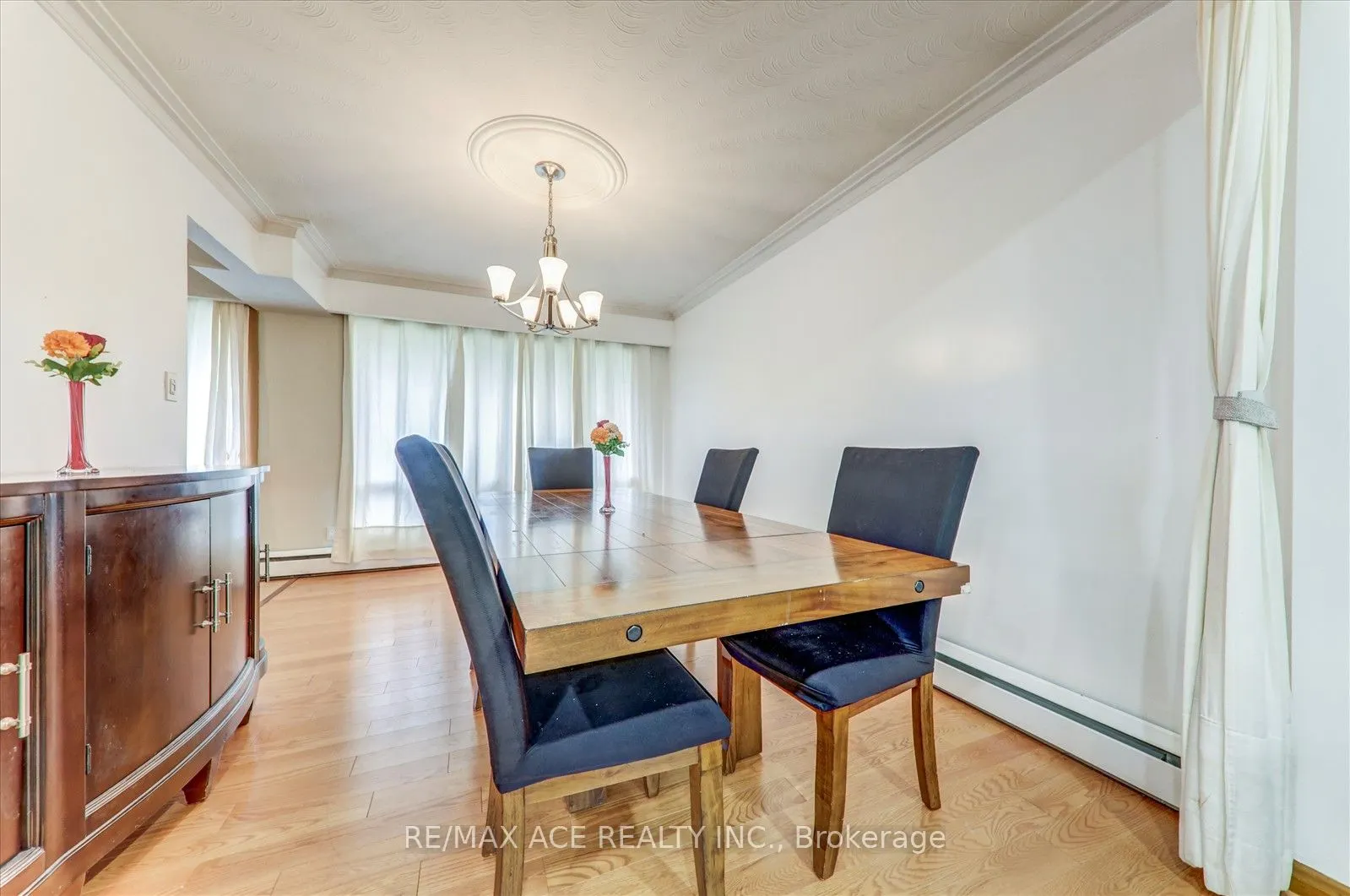 77 Perivale Crescent