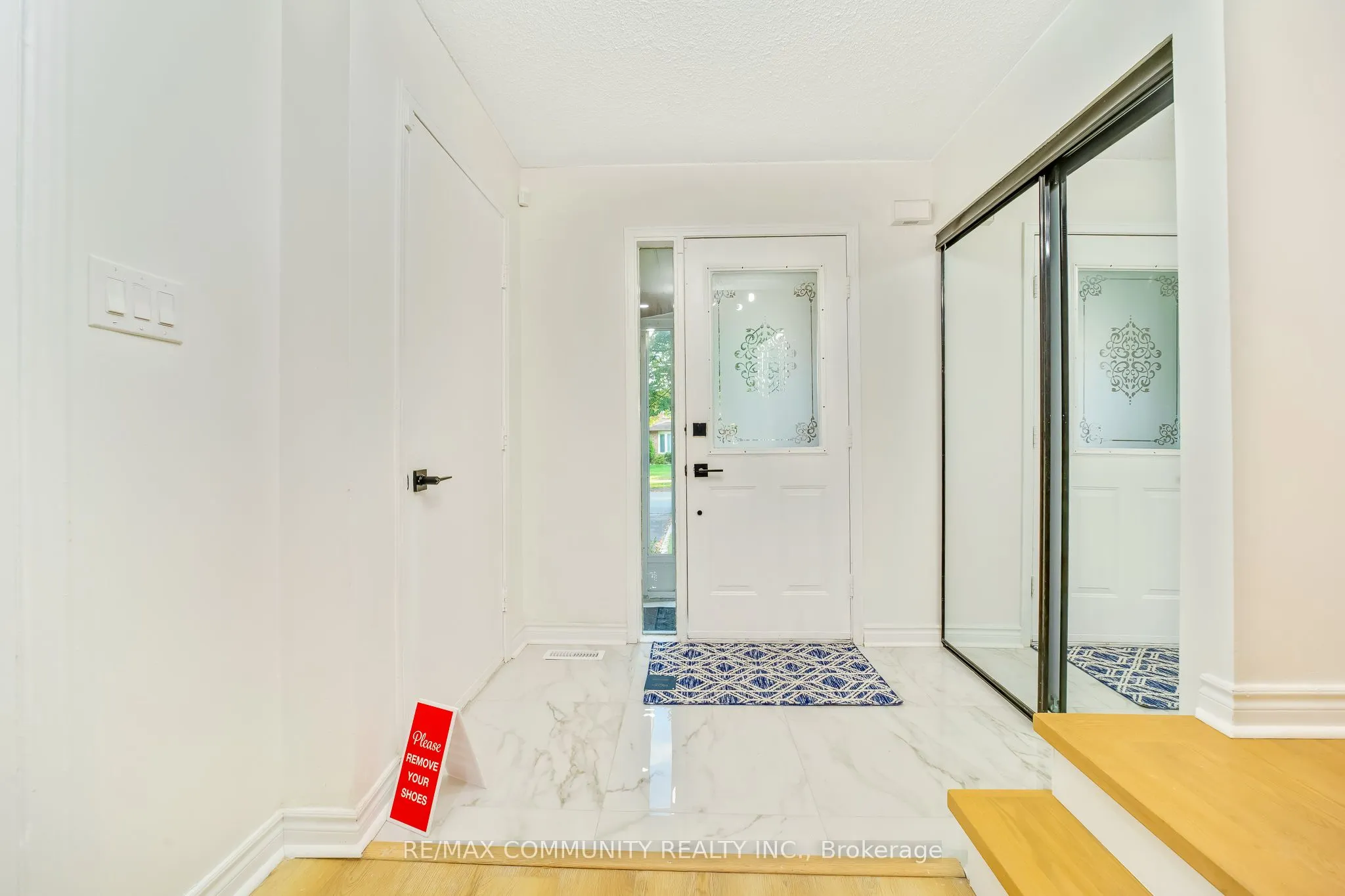89 Hewitt Crescent