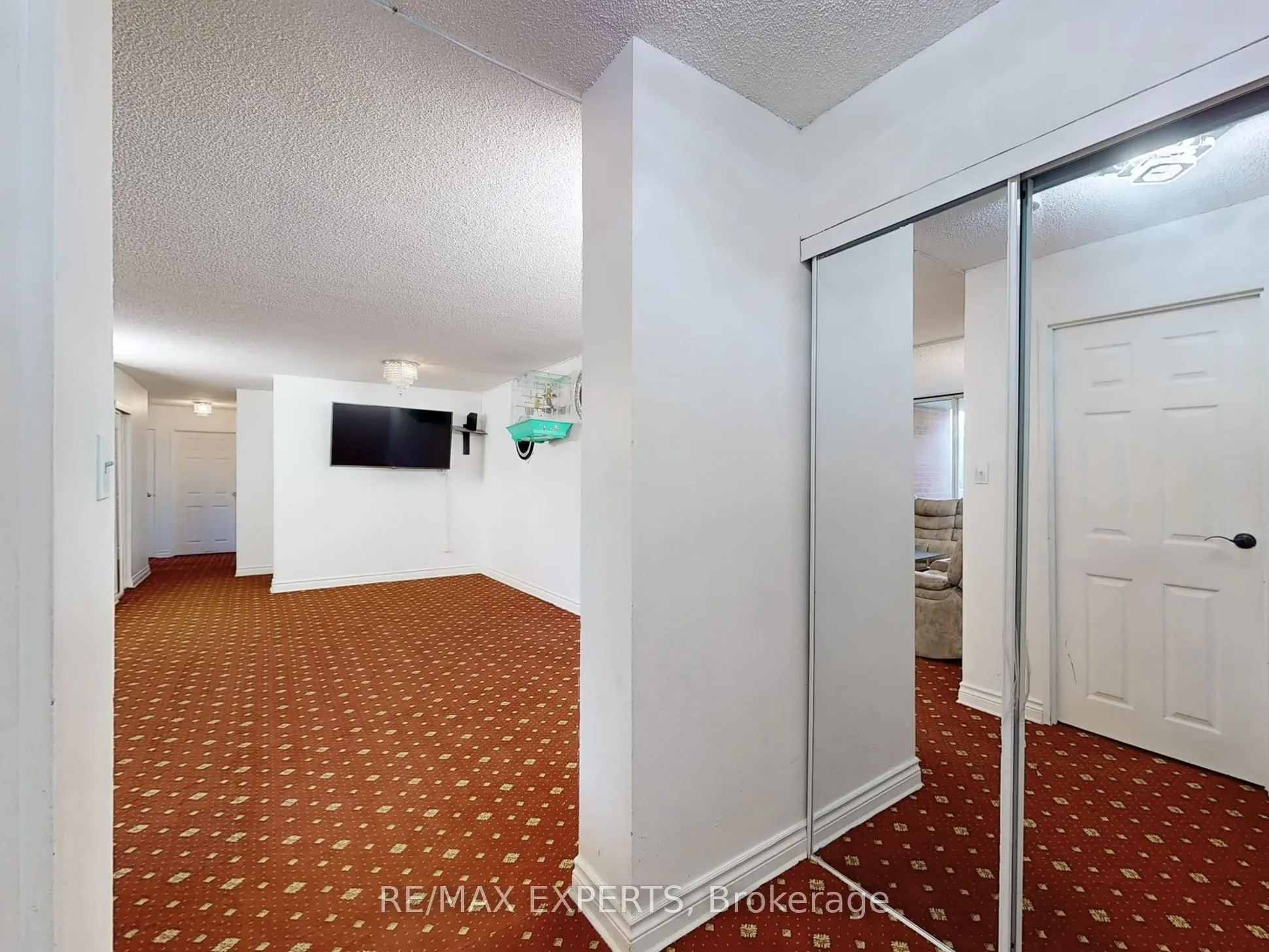 100 Wingarden Court, #410