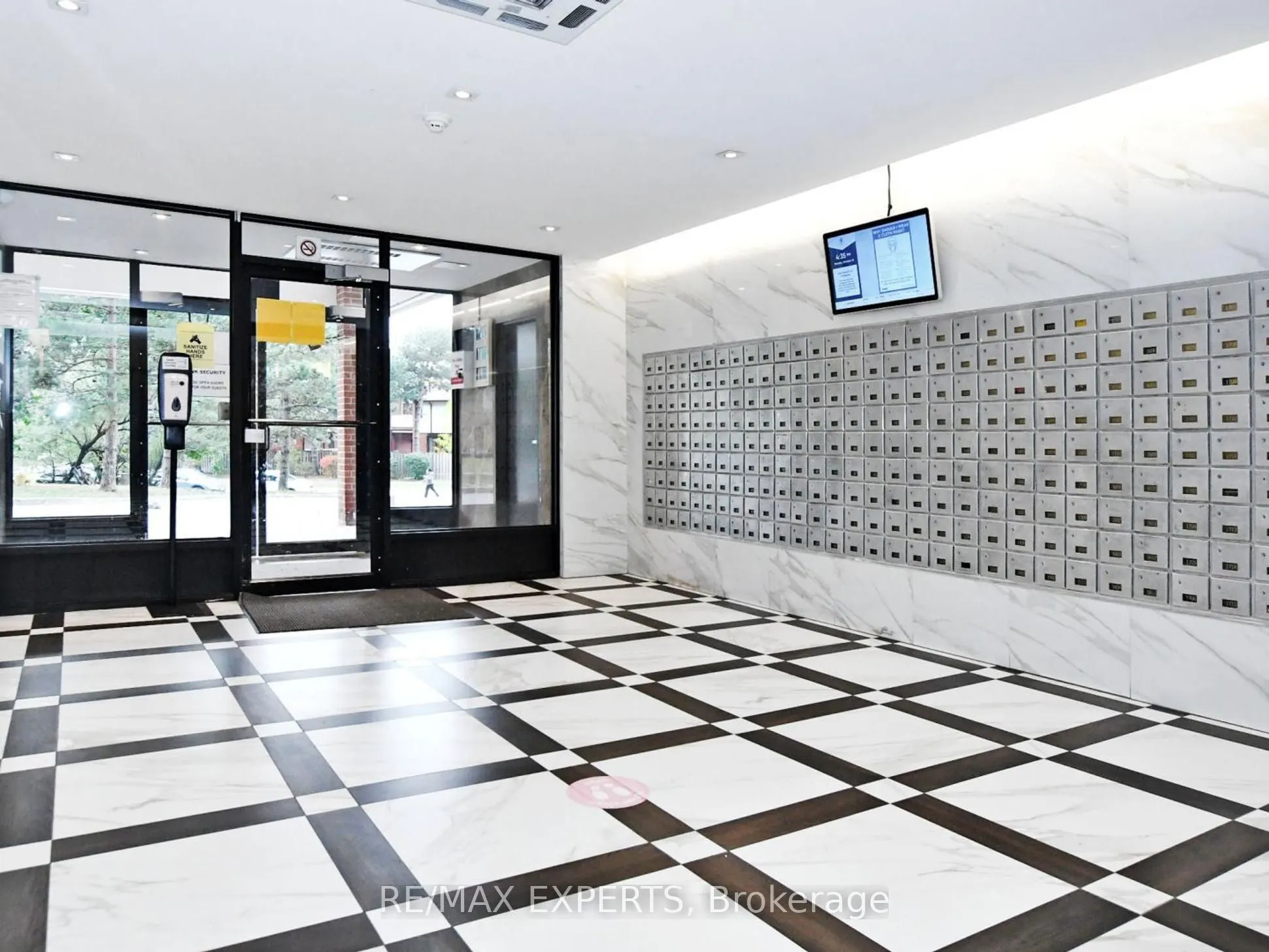 100 Wingarden Court, #410