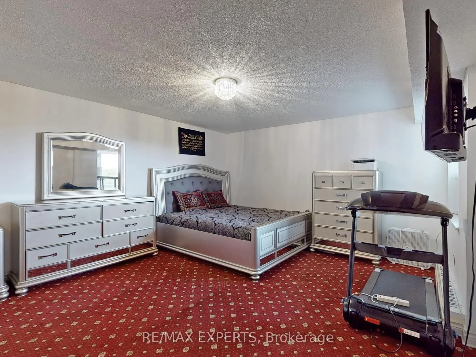 100 Wingarden Court, #410