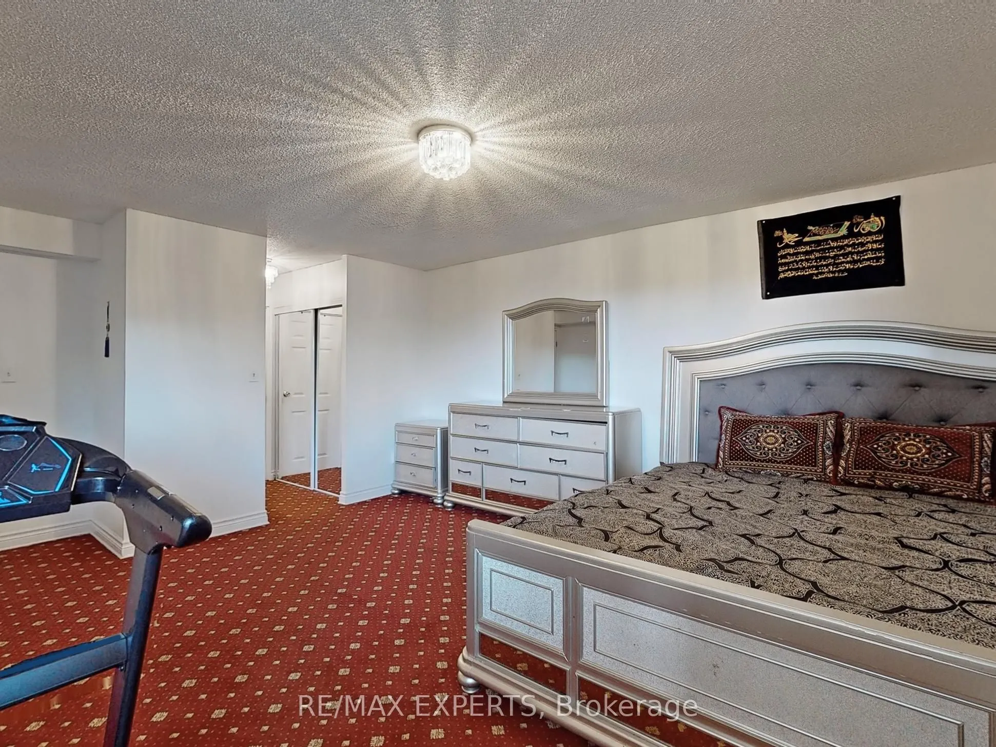 100 Wingarden Court, #410