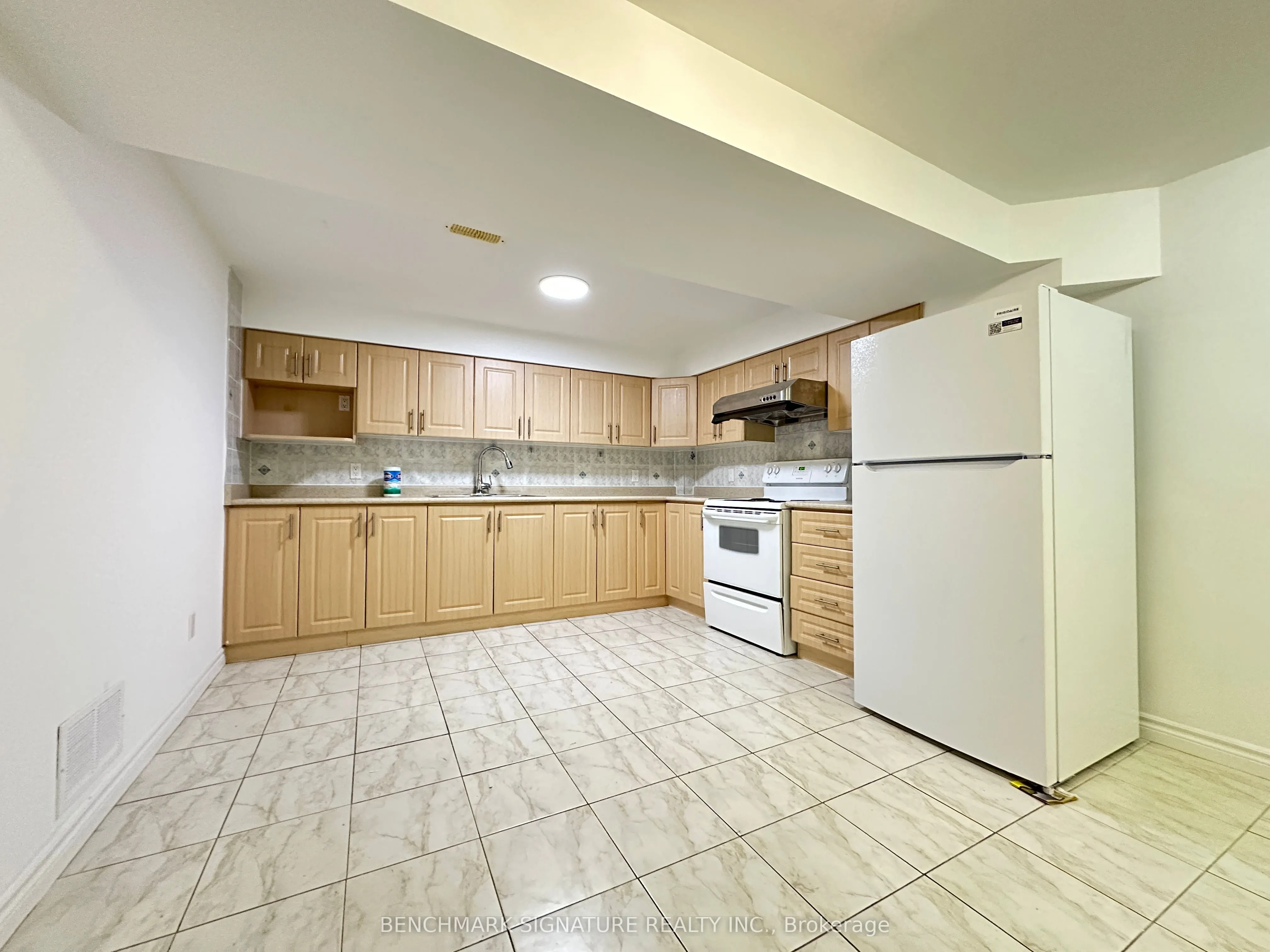 59 Highbridge (Bsmt) Place