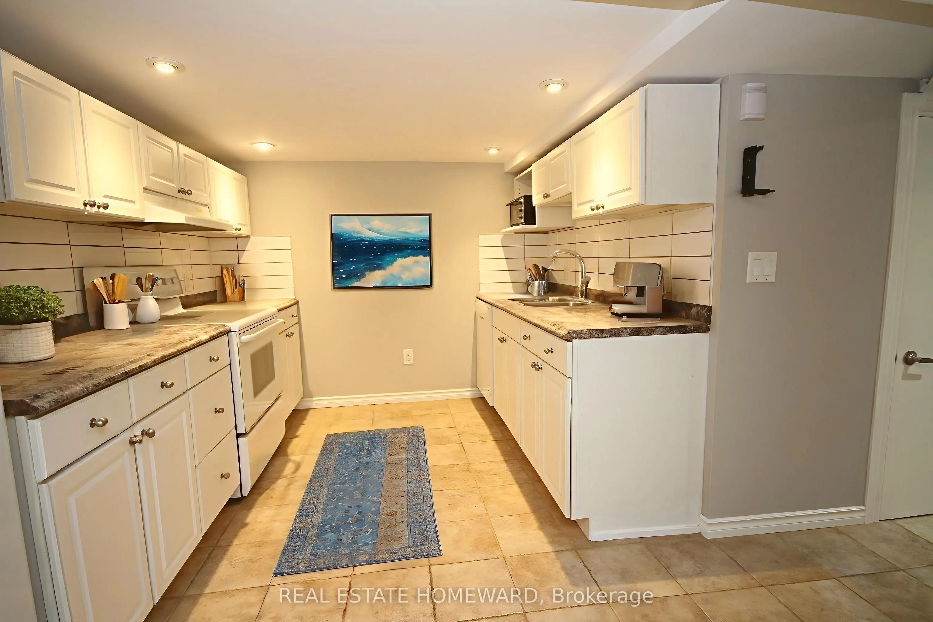 101 Kingsmount Park Road, #Lower