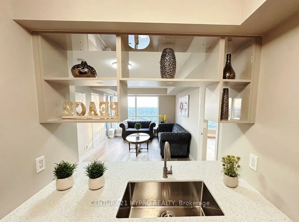 151 Village Green Square, #2506