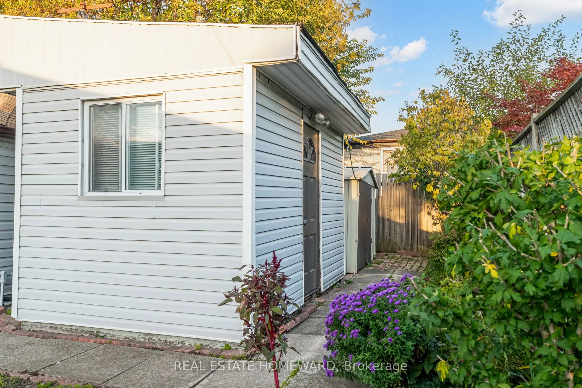 141 Brenda Crescent