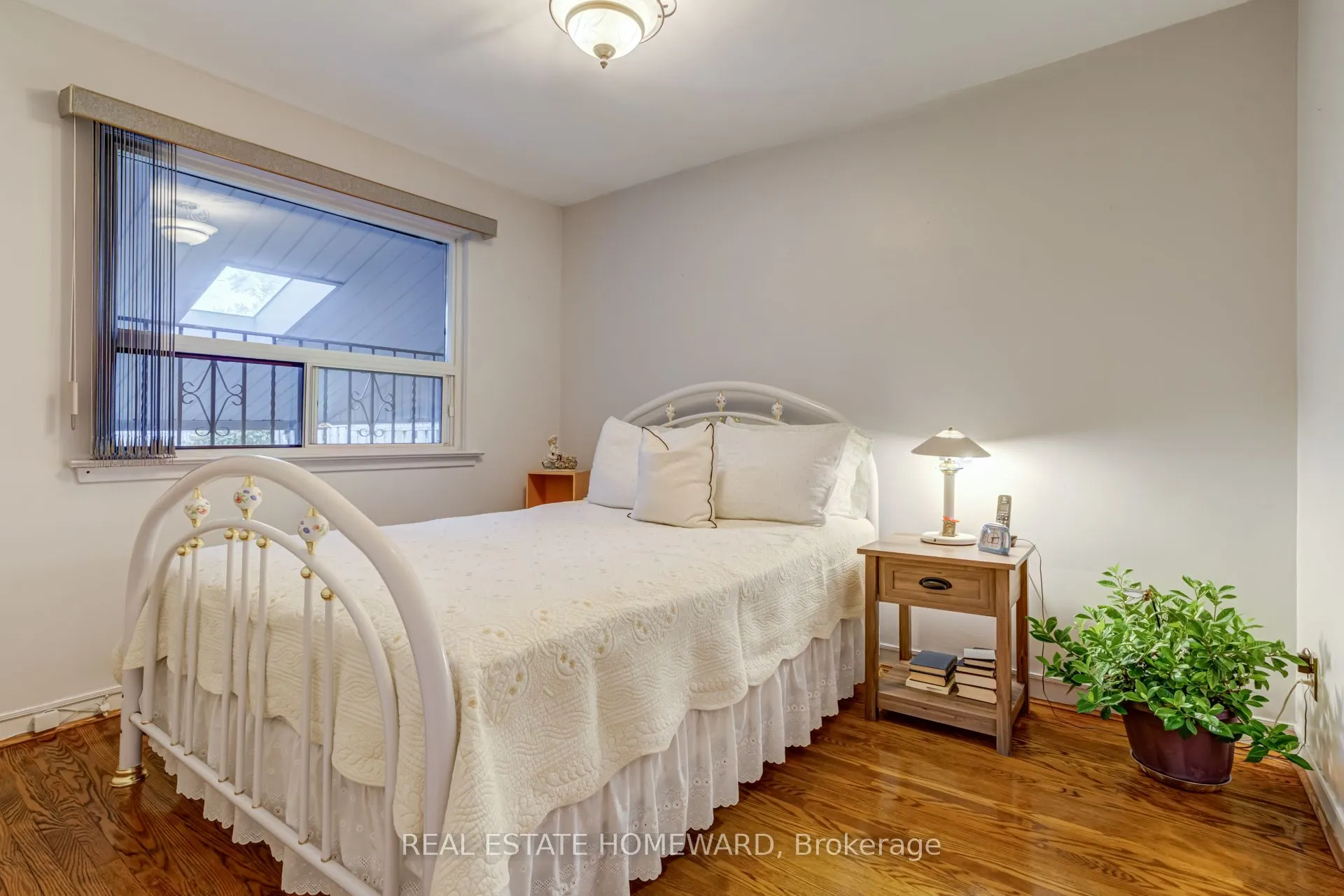 141 Brenda Crescent