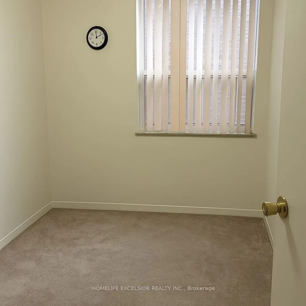 4064 Lawrence Avenue, #514