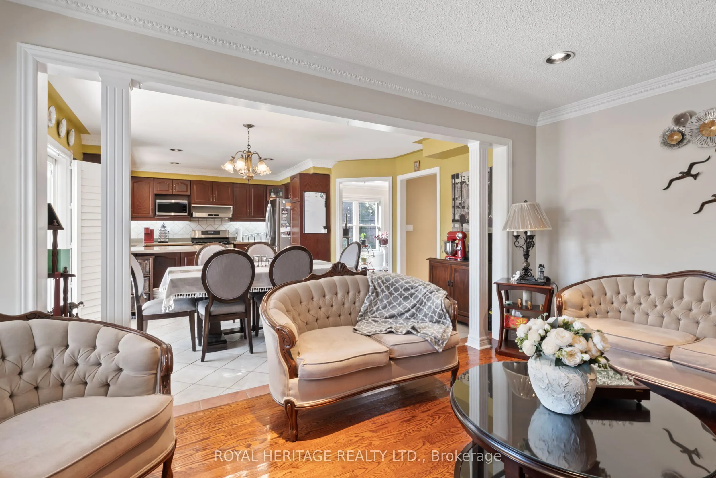 1101 Gossamer Drive