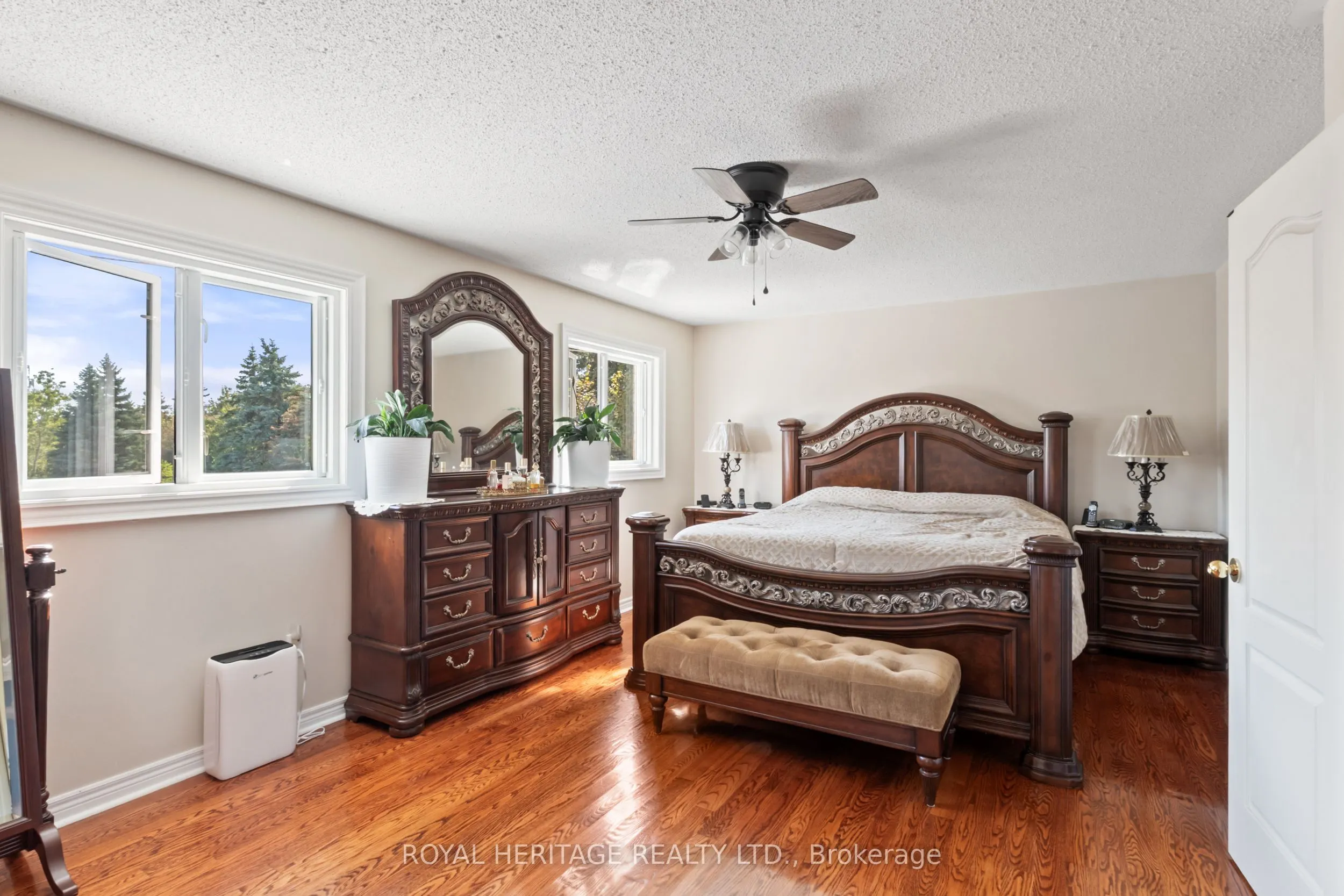 1101 Gossamer Drive