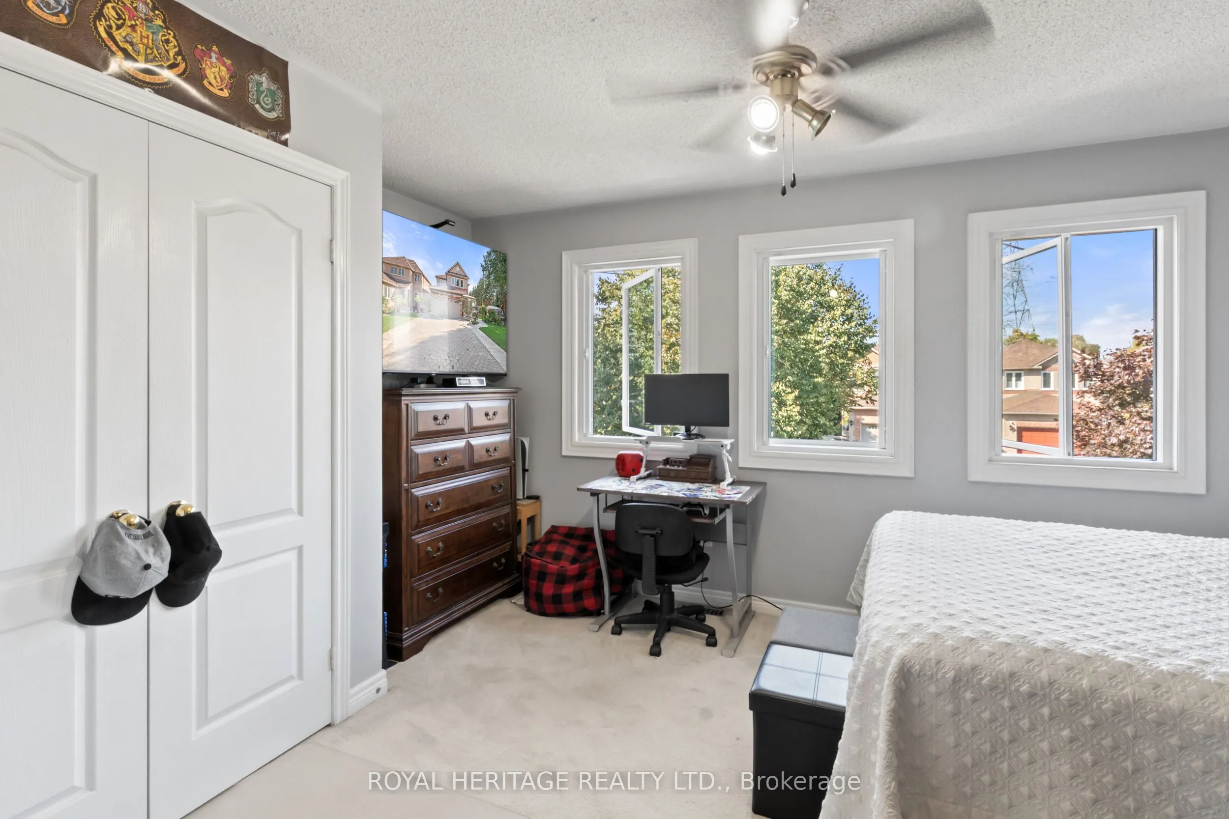 1101 Gossamer Drive