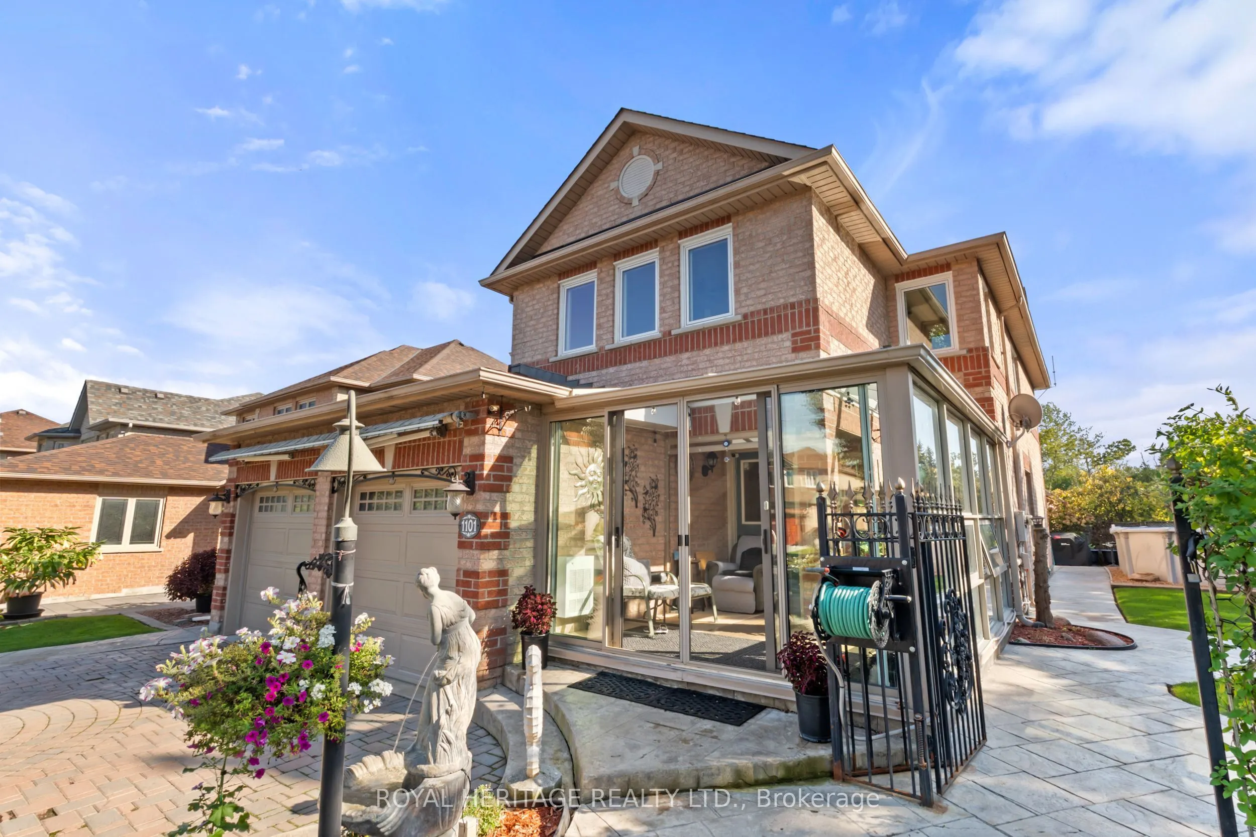 1101 Gossamer Drive