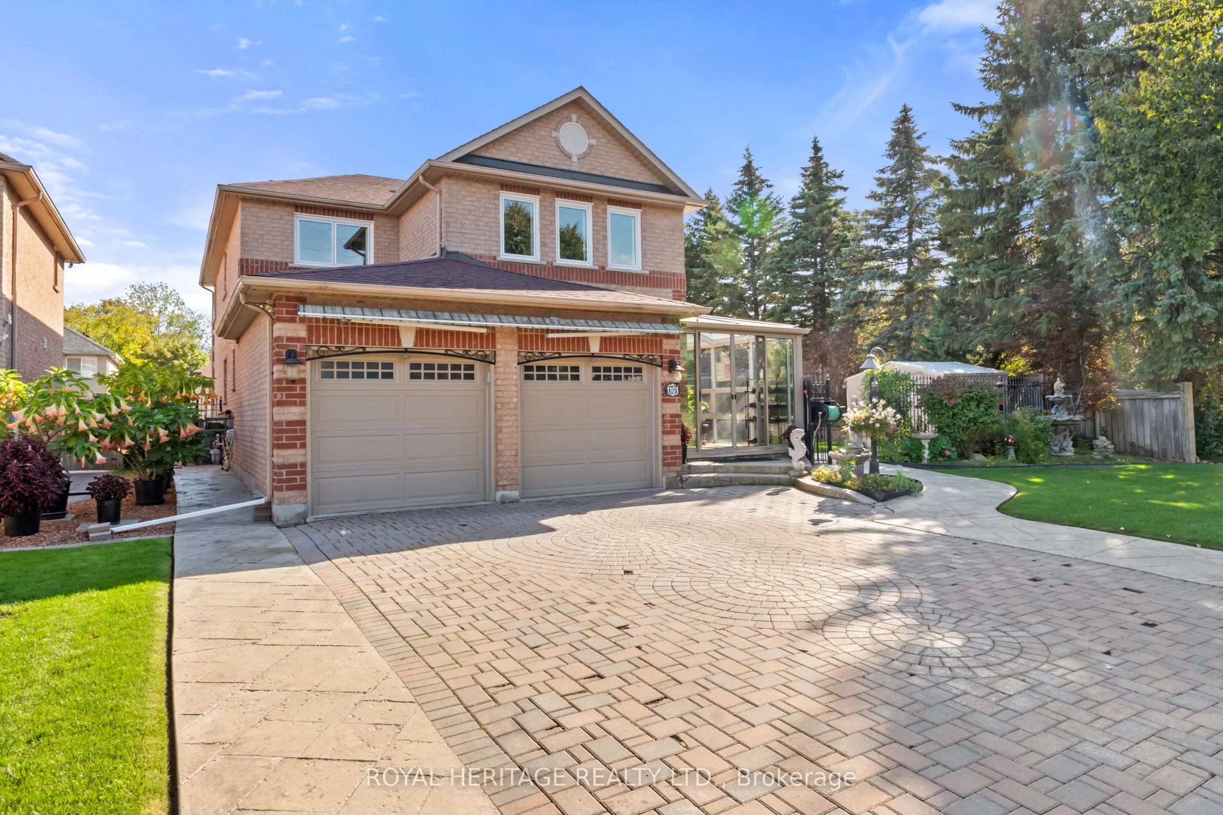1101 Gossamer Drive